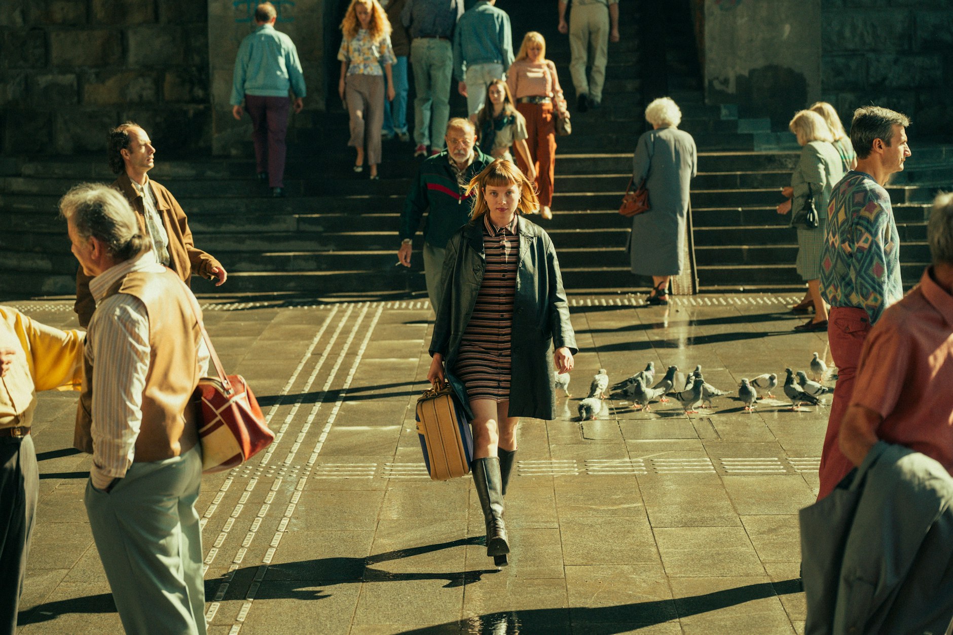 Jella Haase als Kleo Straub in der zweiten Staffel der Netflix-Serie „Kleo“, die dem 25. Juli 2024 erscheint.