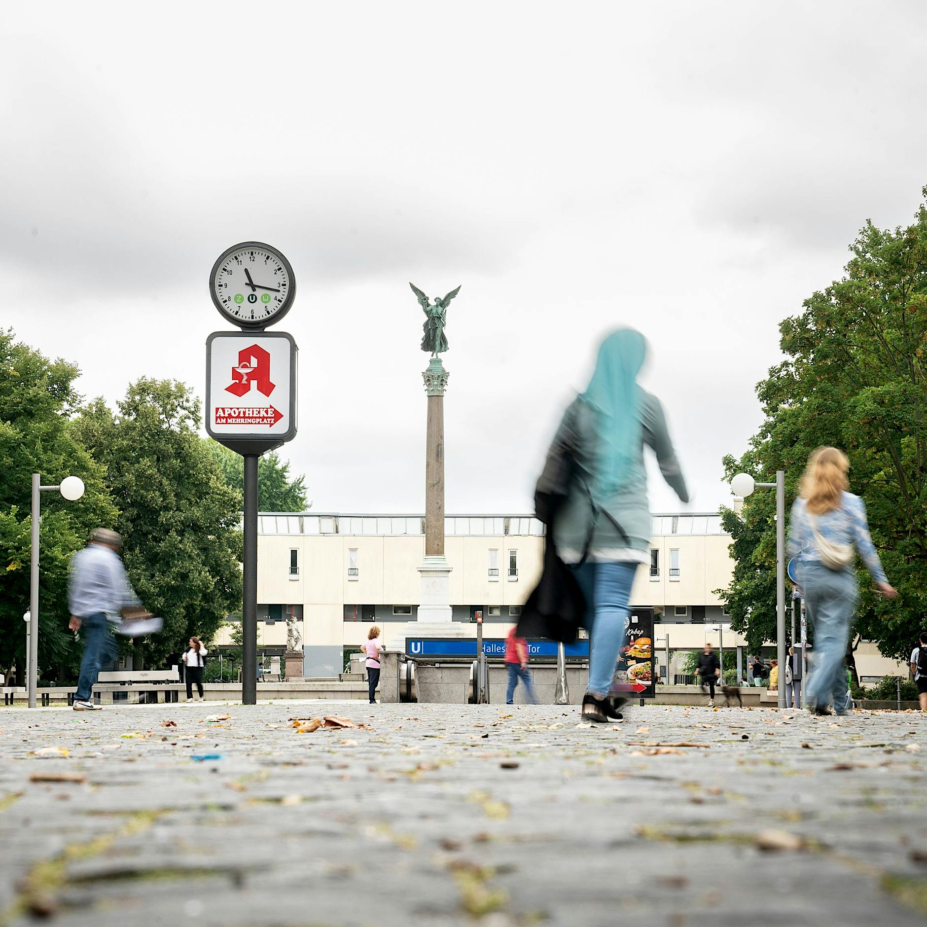 Berliner Brennpunkt Mehringplatz: „Brutale Prügeleien“ und Überfälle sind das kleinste Problem
