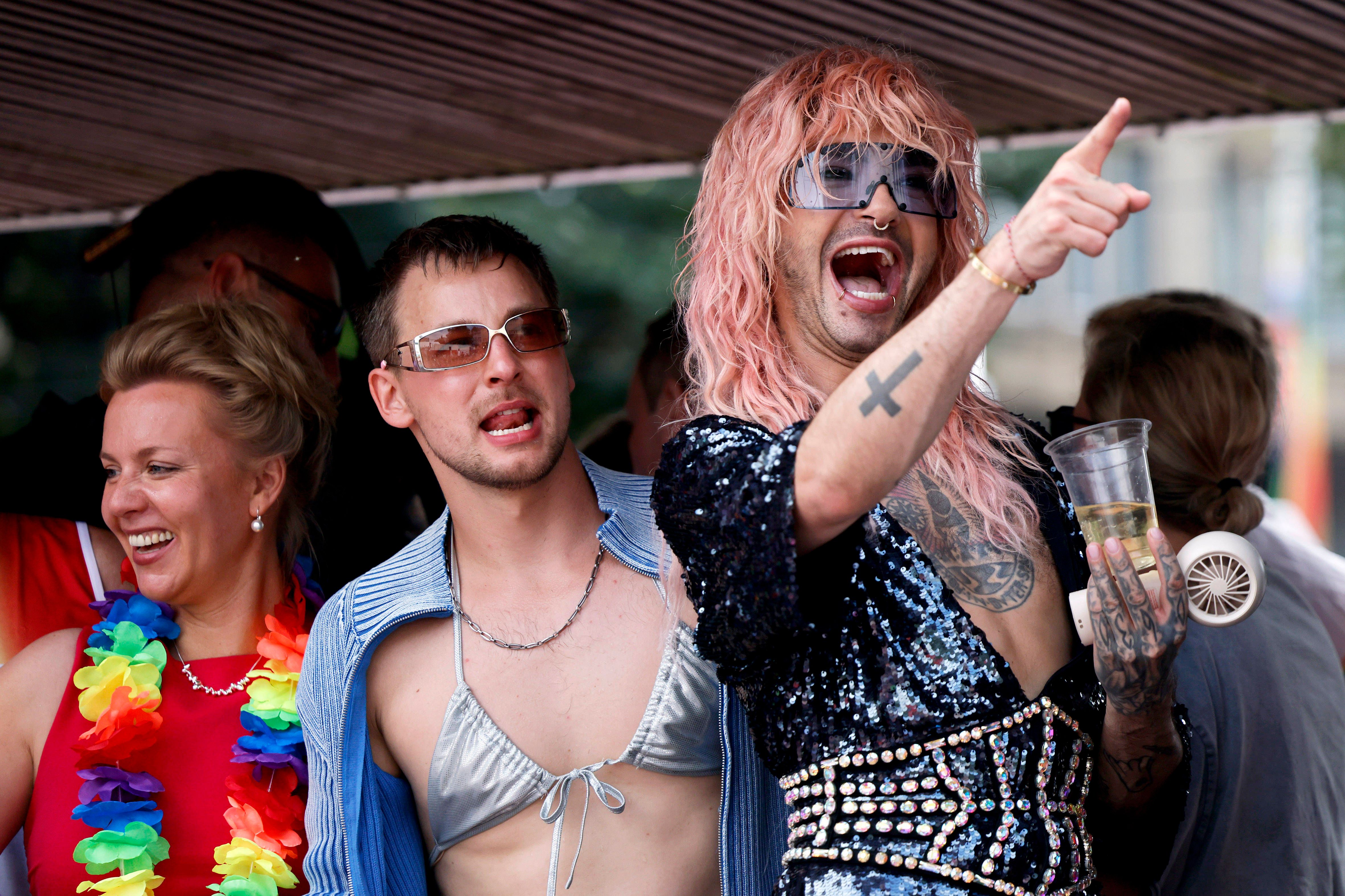 Fotos zeigen: Bill Kaulitz knutscht mit DIESEM Berliner Schauspieler