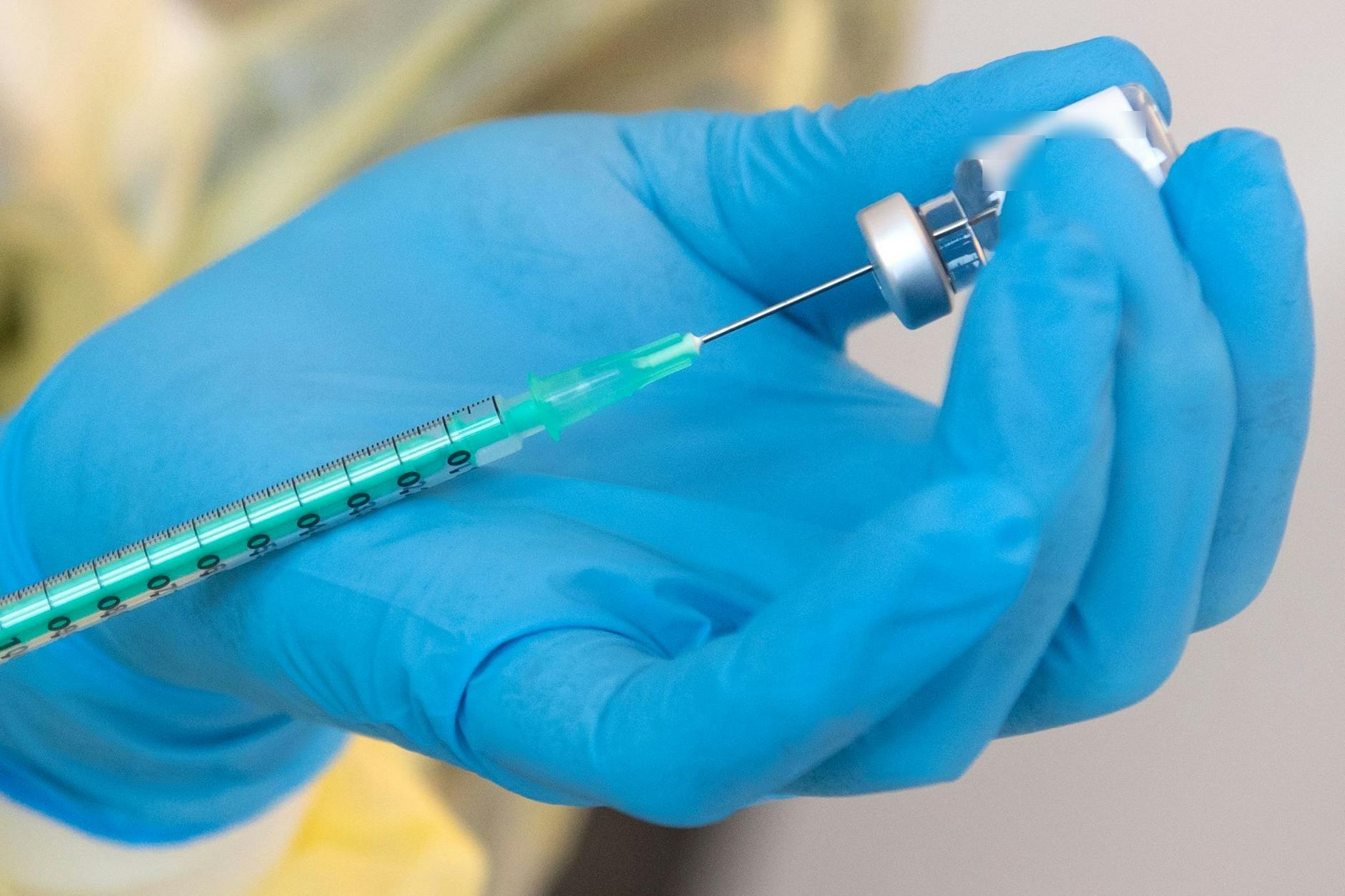 Die RSV-Impfung für Kleinkinder soll künftig von den Kassen finanziert werden.