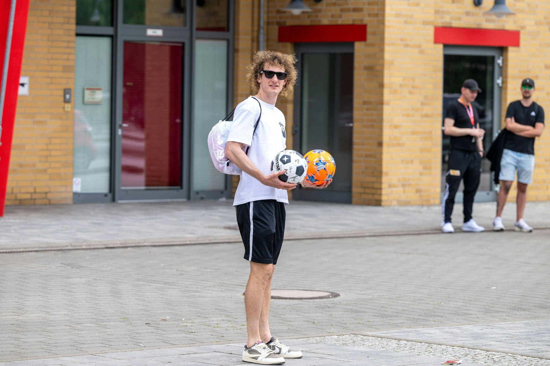 Linker Ball, rechter Ball? Mittelfeldspieler Alex Kral muss sich entscheiden, ob er beim 1. FC Union bleiben will oder nach Spanien wechselt.