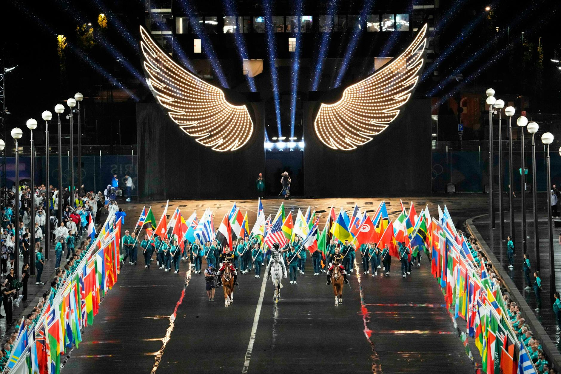 Mehr als beeindruckend war sie, die Eröffnungsfeier der Olympischen Spiele in Paris.