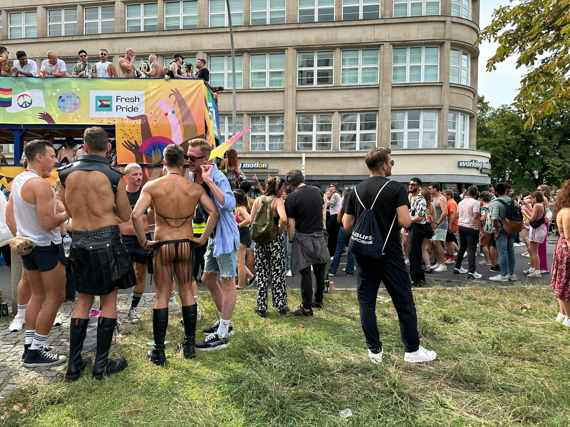 Noch mal ein Po, mit Fransen