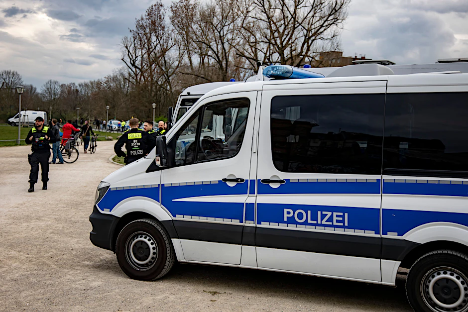 Die Berliner Polizei rückte am Freitagabend zu einem Einsatz im Görlitzer Park aus.&nbsp;