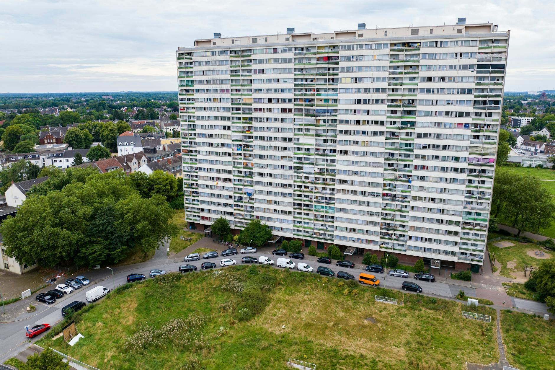 DHL liefert keine Pakete mehr an das Hochhaus in Duisburg.