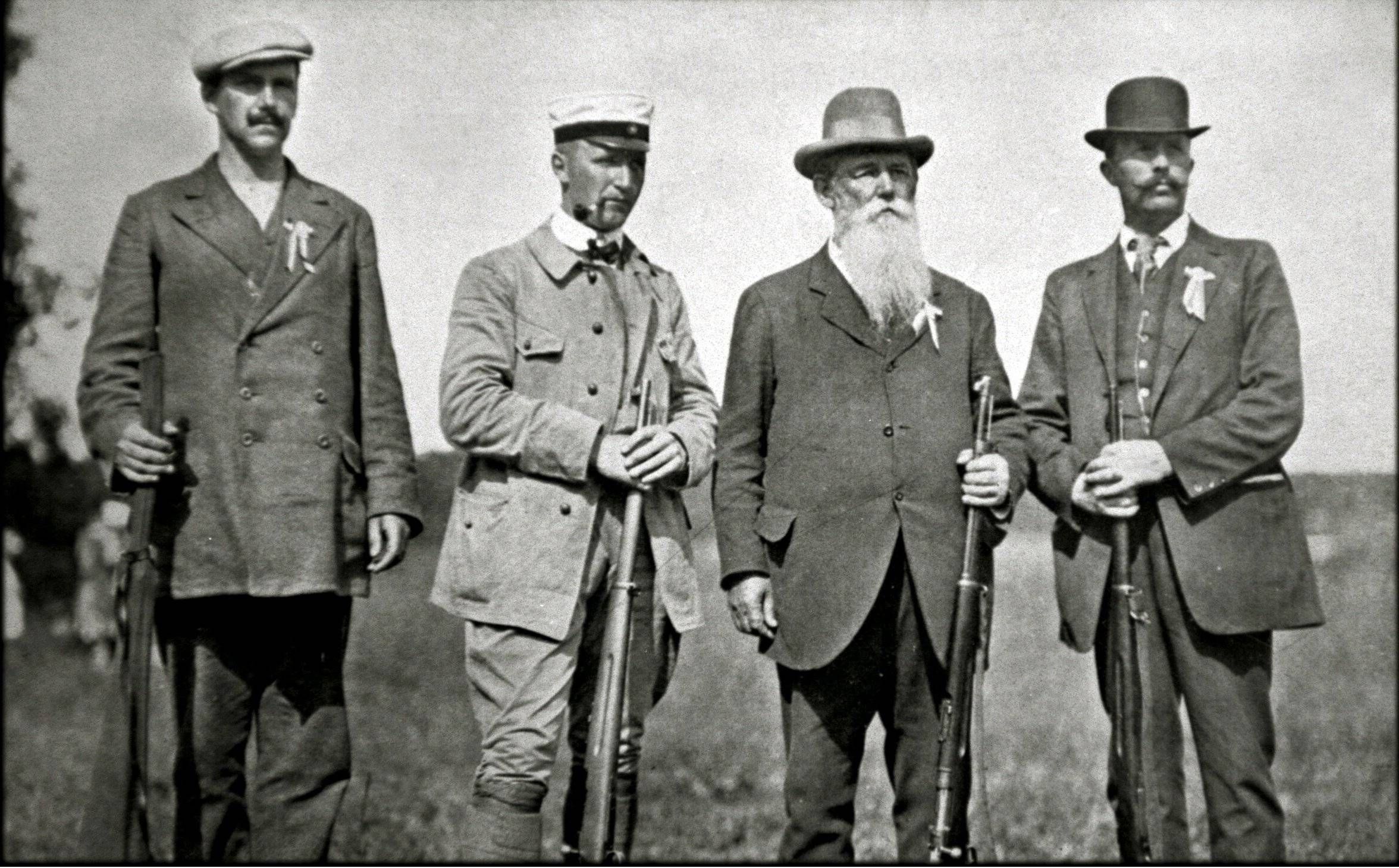 Image - Die Oldies bei Olympia - als bärtige Männer den „Laufenden Hirsch“ erlegten