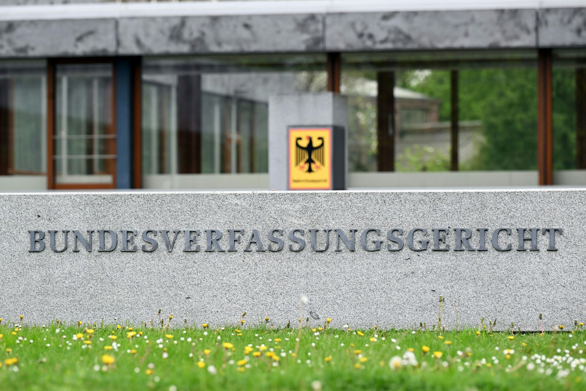 Das Bundesverfassungsgericht hat seinen Sitz in Karlsruhe.