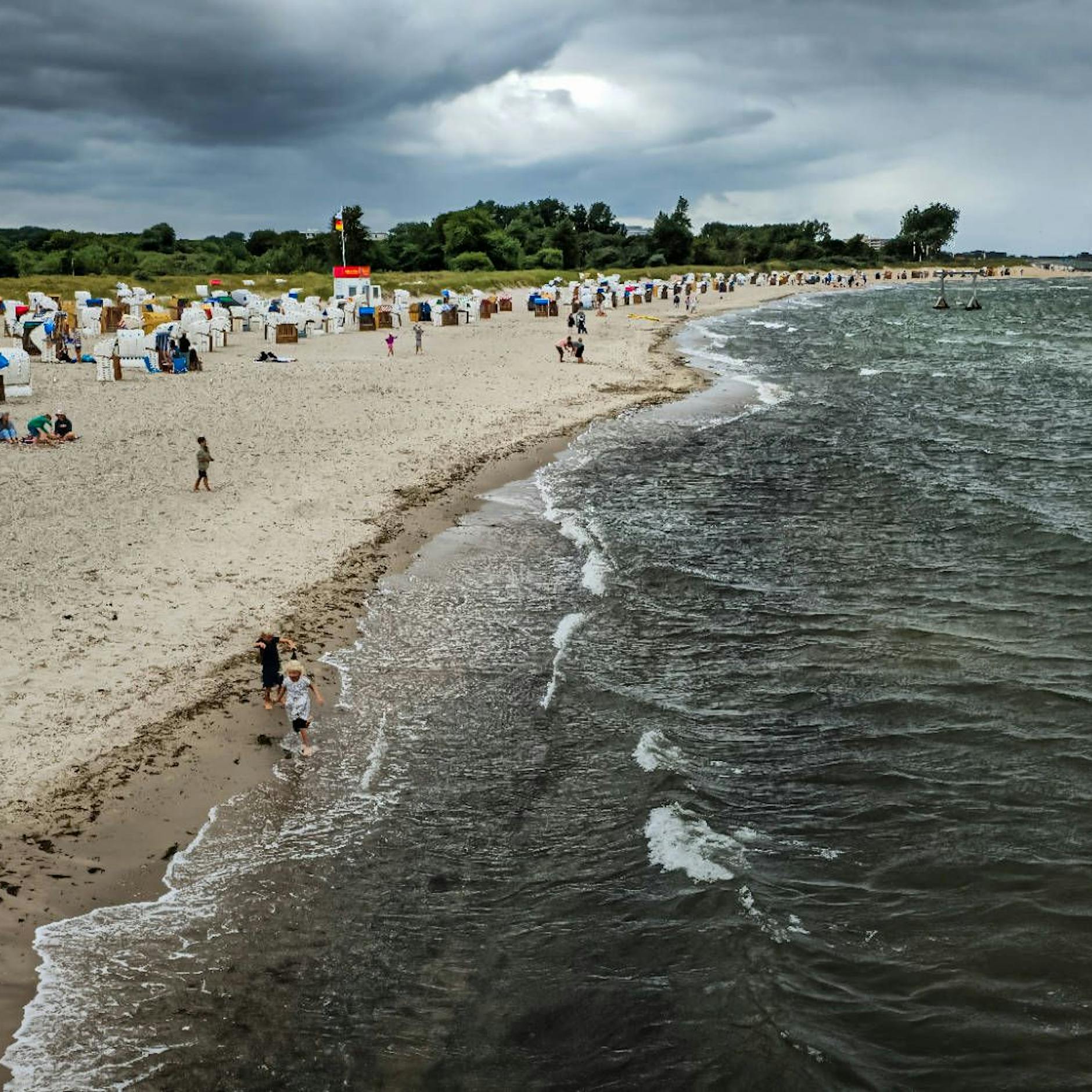 Alarm: Gefährliche Bakterien in der Ostsee!