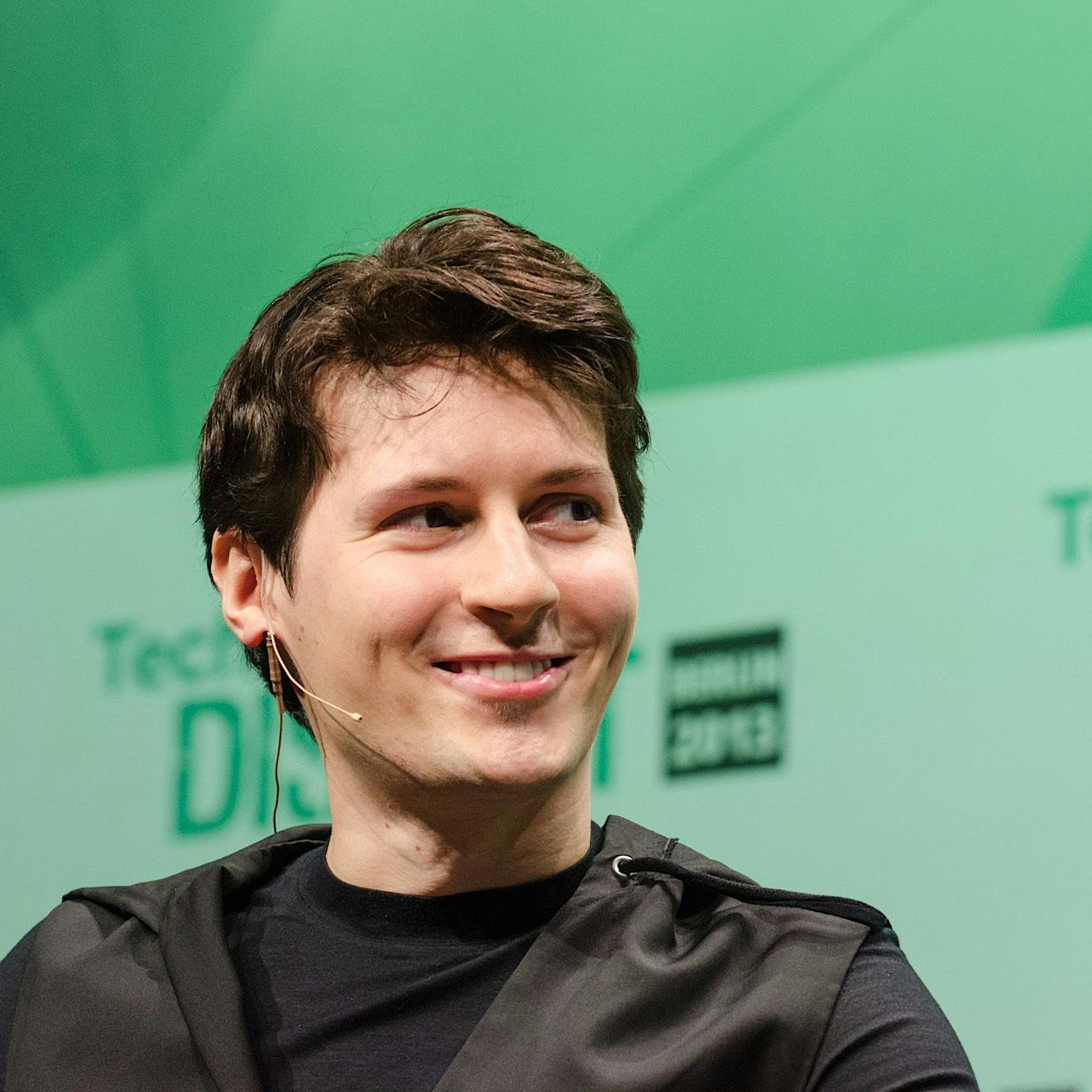 Pawel Durow: Edward Snowden nennt Verhaftung „Geiselnahme“