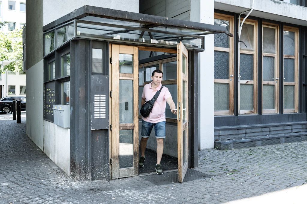 Die Wut der Anwohner in Moabit: „Wir schämen uns, in so einem Dreckshaus zu leben!“