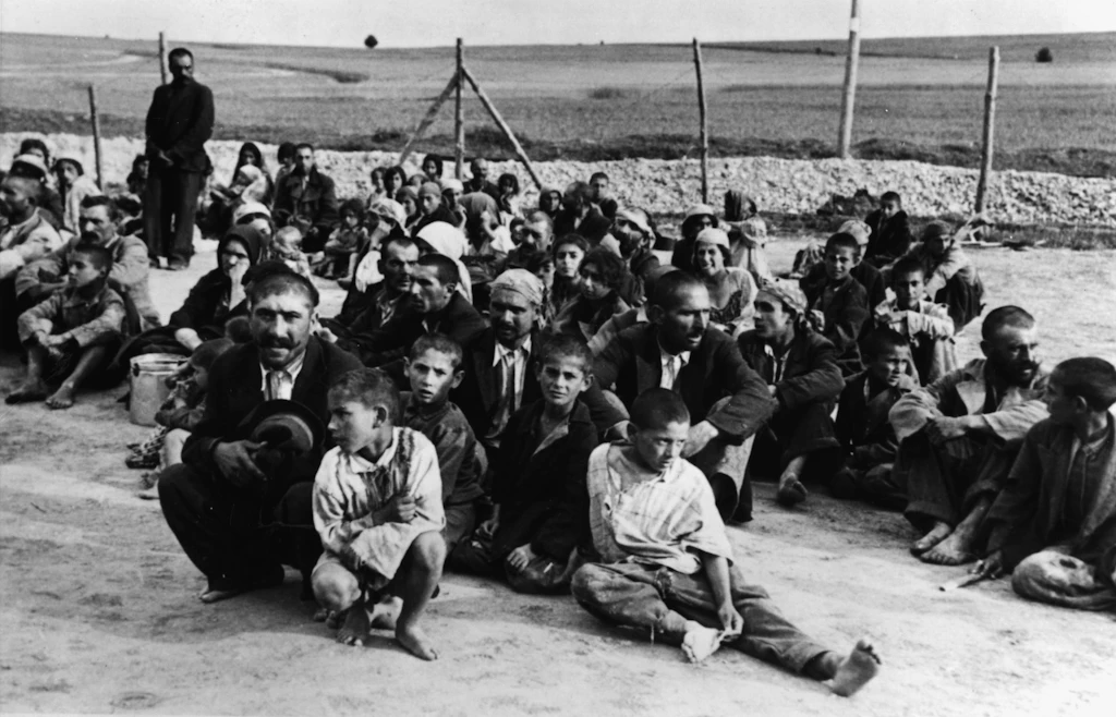 „Regelung der Zigeunerfrage“: Wieso ist der Genozid an Sinti und Roma fast vergessen?
