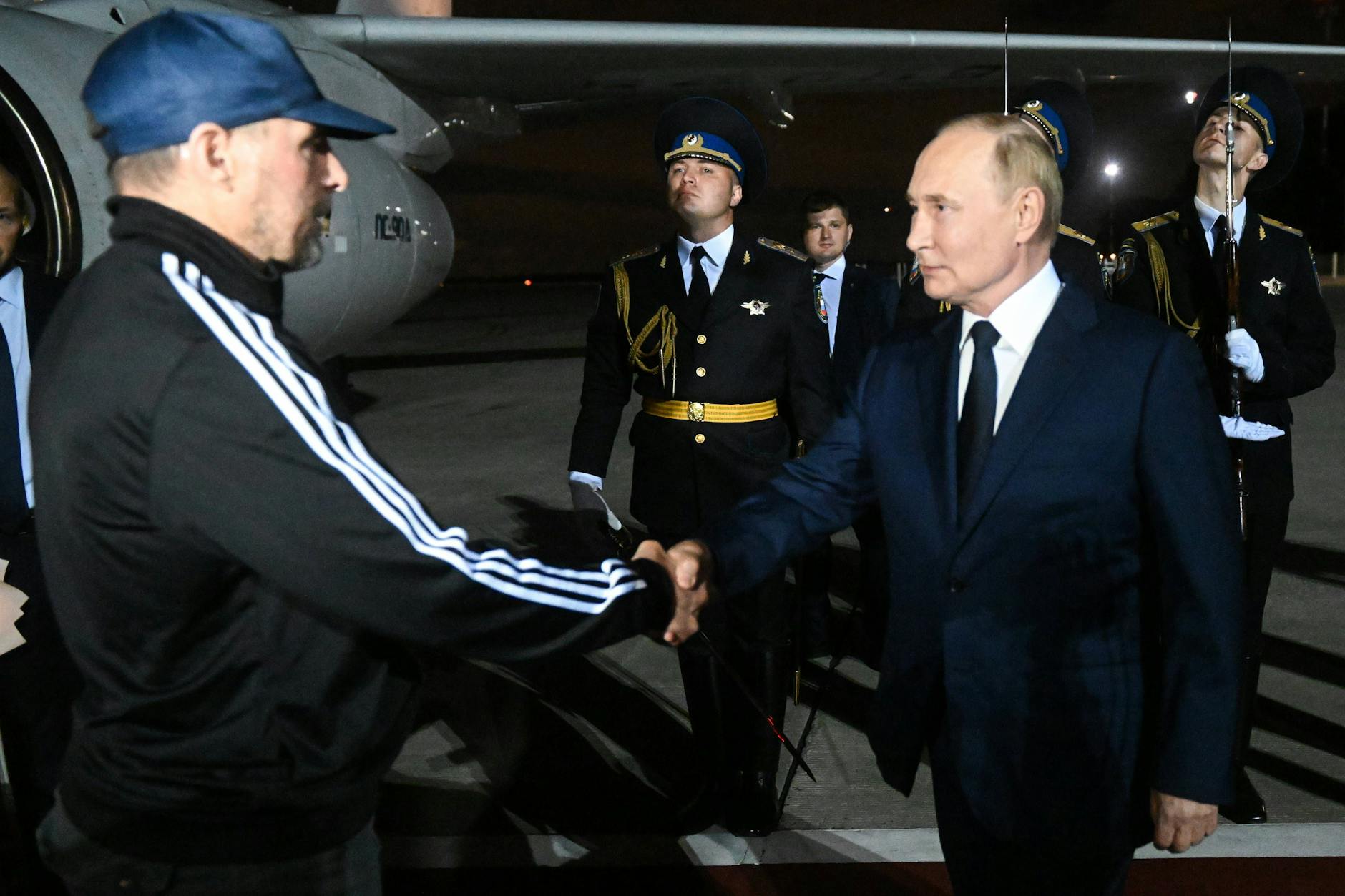 Vadim Krasikov nach seiner Freilassung in Moskau