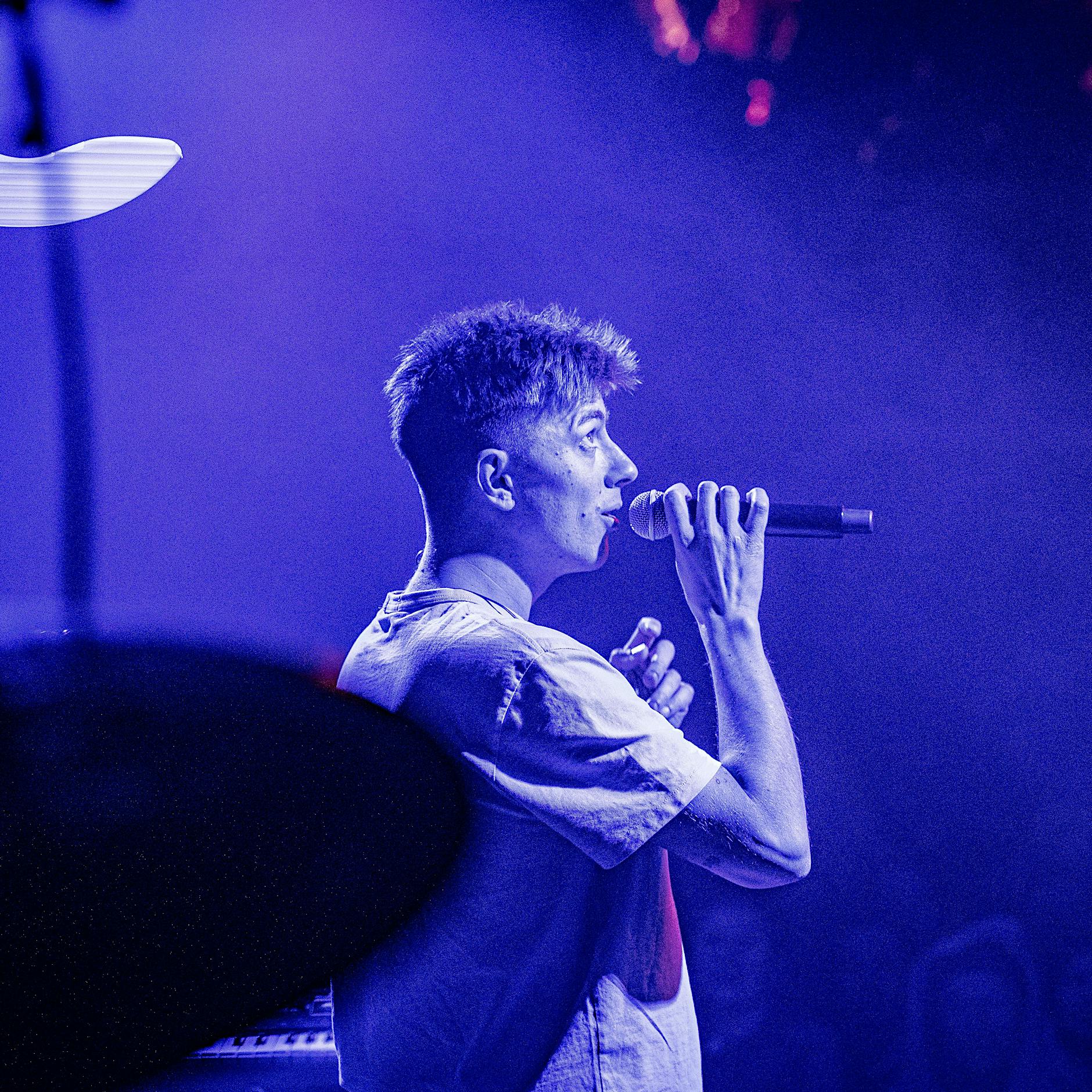 Berliner Rapper Mauli mit neuem Album: Klamottenklauen als Kunstaktion