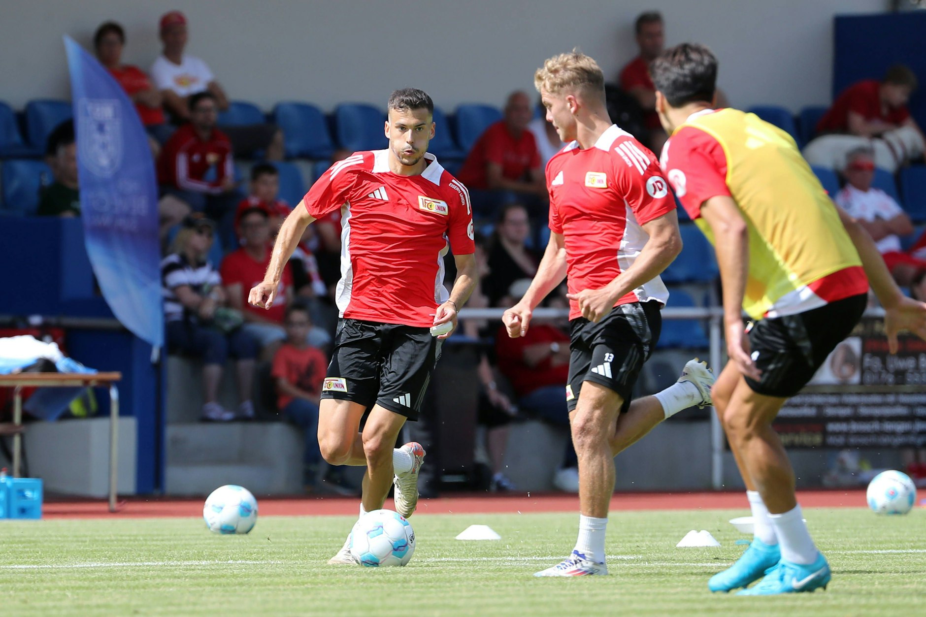 Union-Neuzugang Laszlo Benes (26, l.) kennt die Laufwege von Andras Schäfer (25, 2 v.r.) bestens, ohne dass er jemals mit ihm zusammengespielt hat