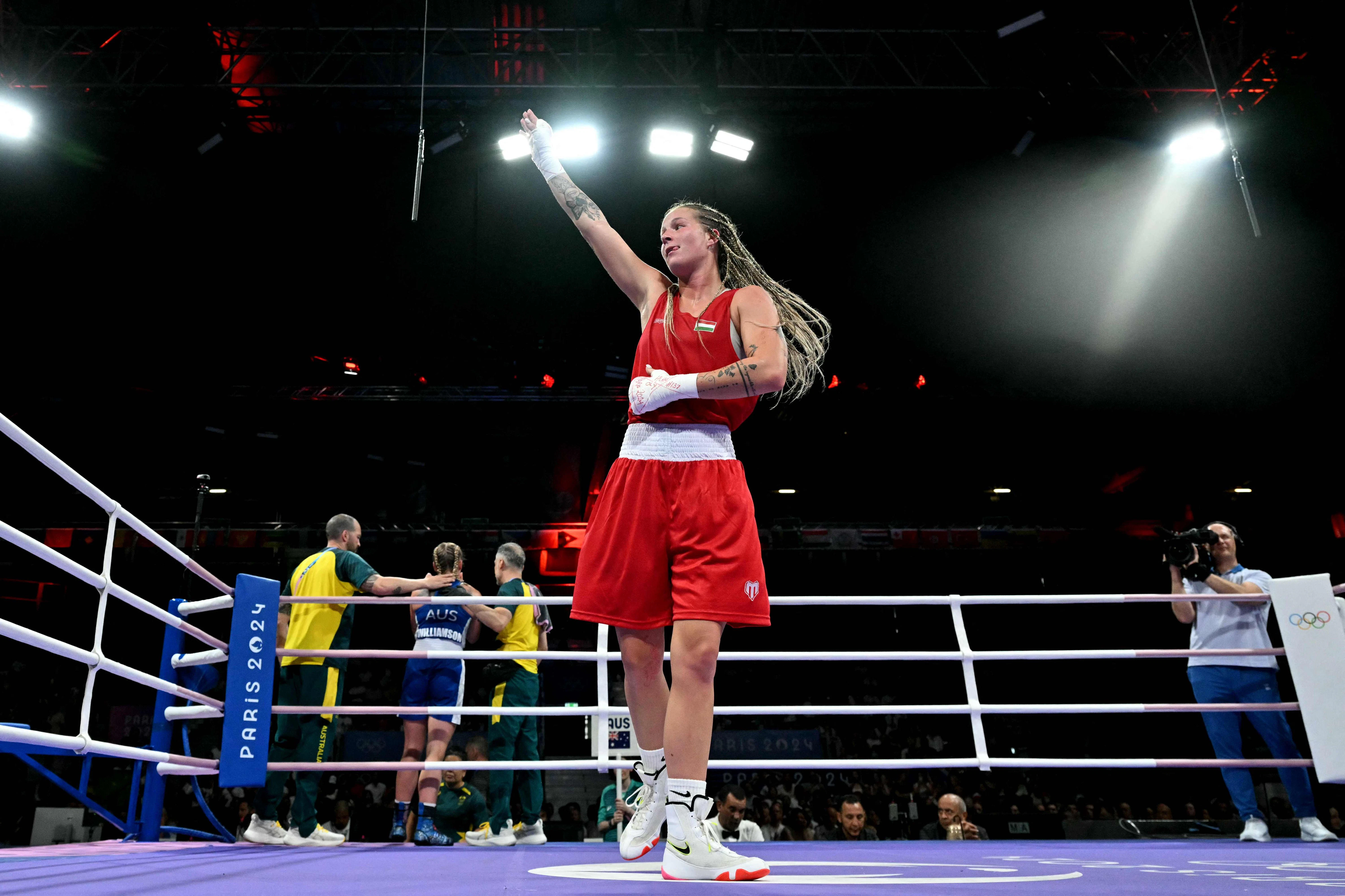 Die Ungarin Anna Luca Hamori nach ihrem Sieg gegen die Australierin Marissa Williamson bei den Olymischen Spielen in Paris&nbsp;2024