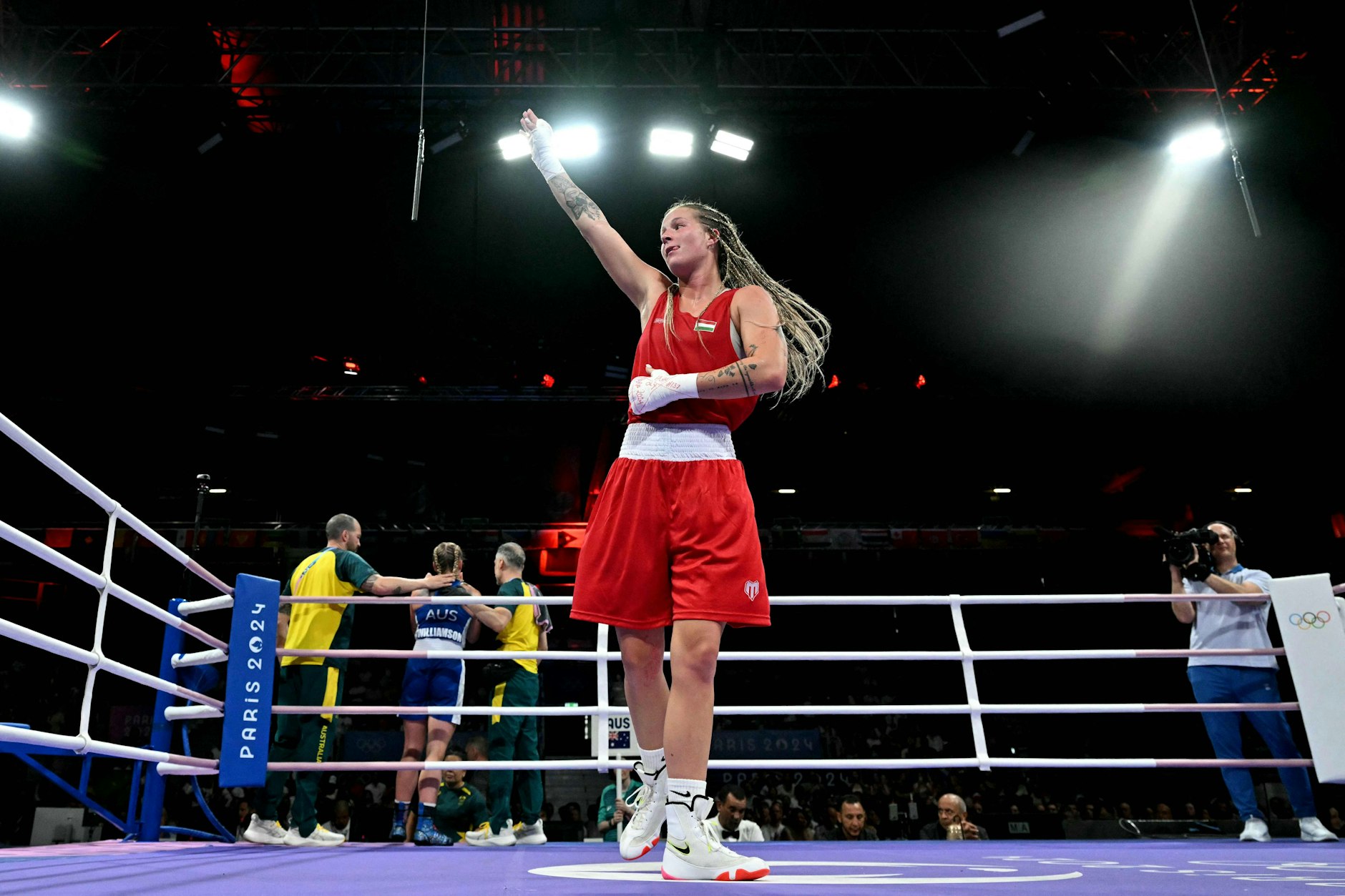 Die Ungarin Anna Luca Hamori nach ihrem Sieg gegen die Australierin Marissa Williamson bei den Olymischen Spielen in Paris&nbsp;2024