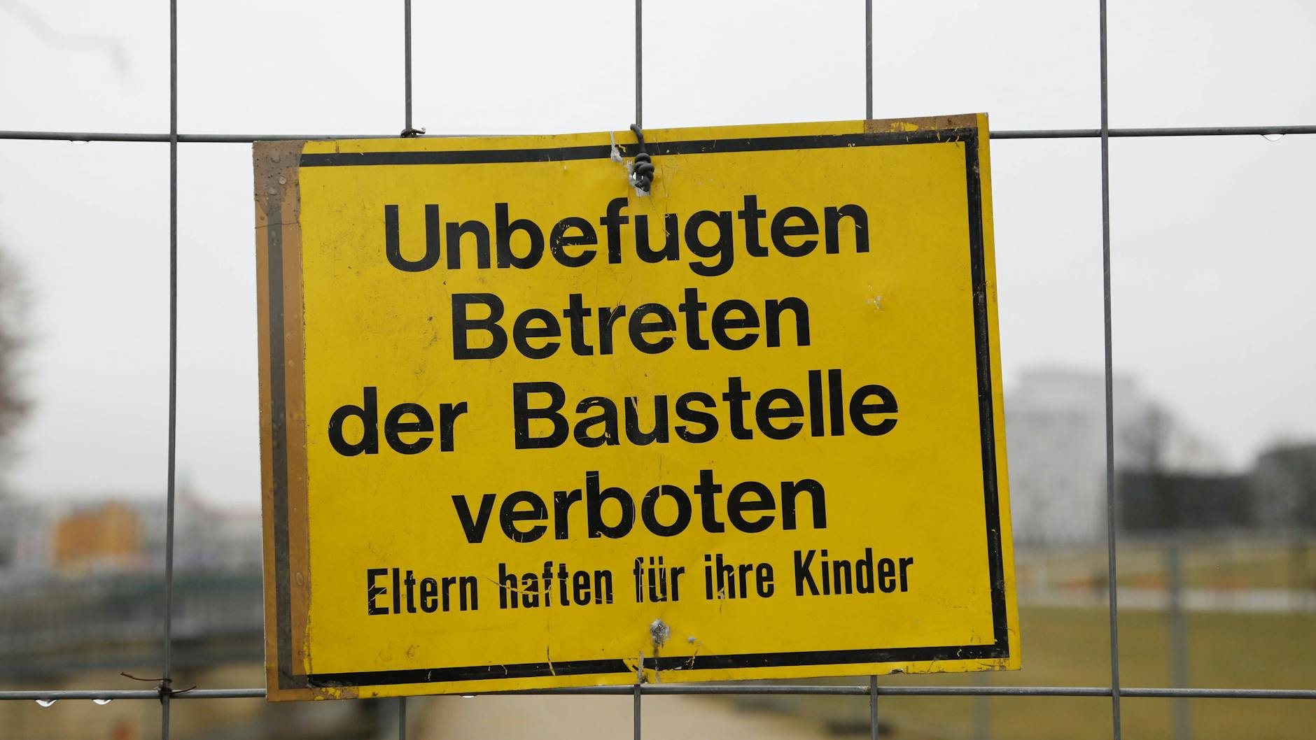 Kein Tag ohne Baustellen: Auch ab Montag wird auf Berlins Straßen wieder ordentlich gearbeitet.