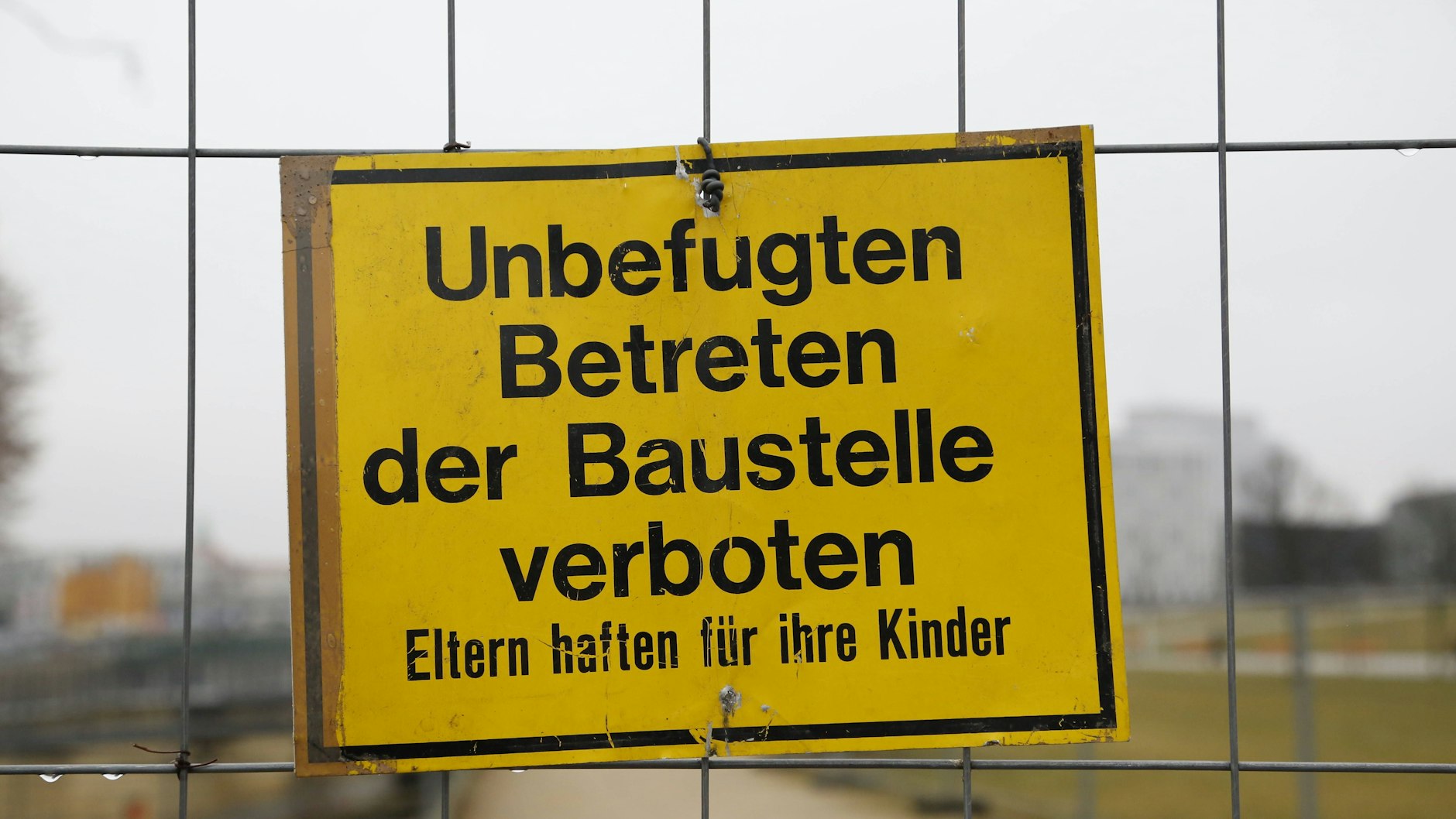 Kein Tag ohne Baustellen: Auch ab Montag wird auf Berlins Straßen wieder ordentlich gearbeitet.