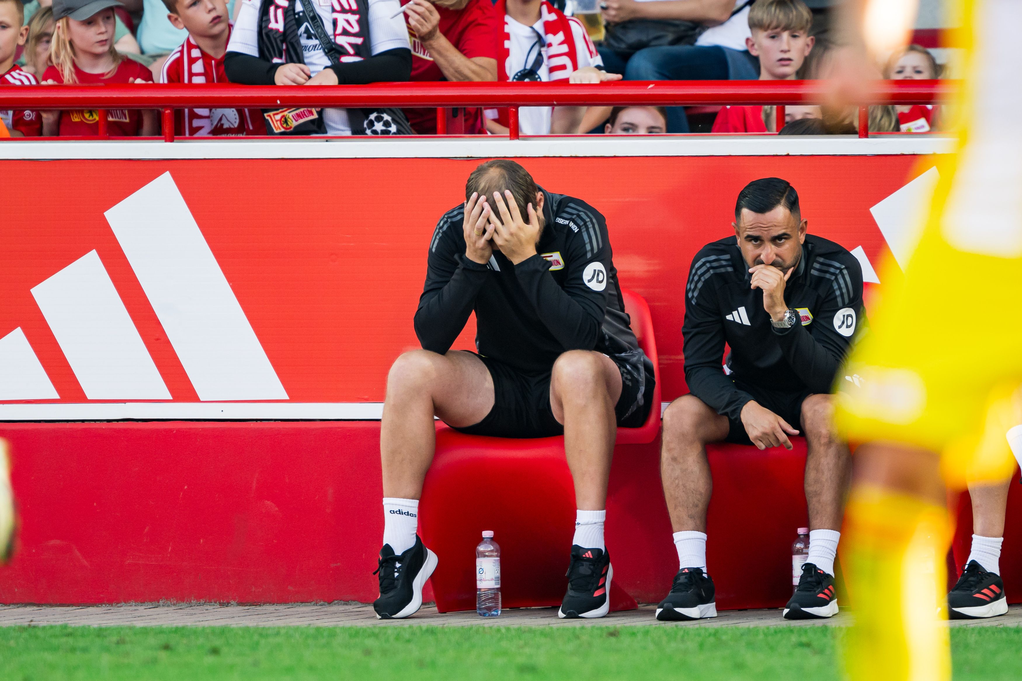Image - 0:4 gegen Lyon: Bo Svensson brockt sich beim 1. FC Union neue Schwierigkeiten ein