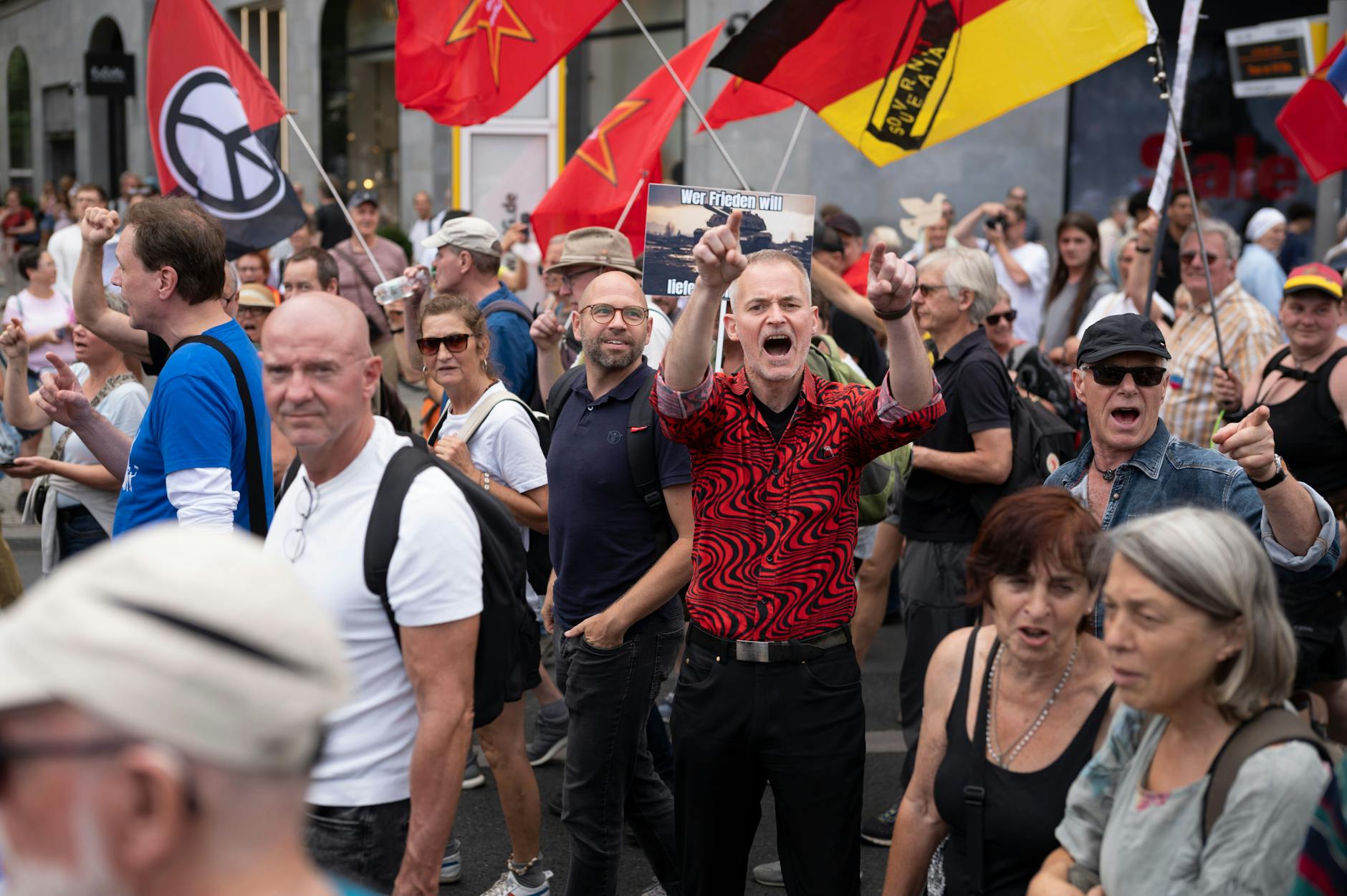 Die Demo verlief friedlich. Es gab zwei vorläufige Festnahmen.