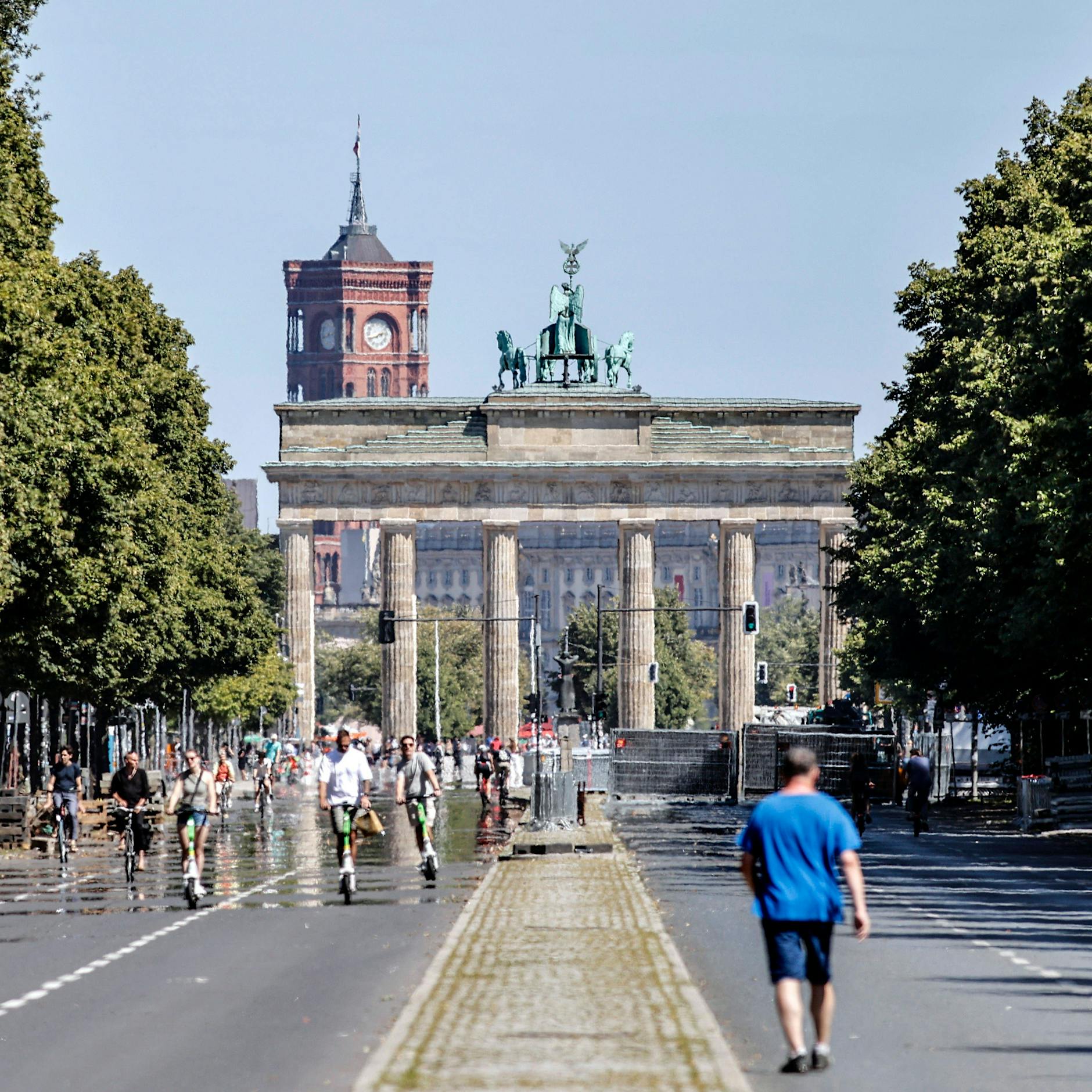 Straße des 17. Juni: Soll sie jetzt immer für Autos gesperrt werden?
