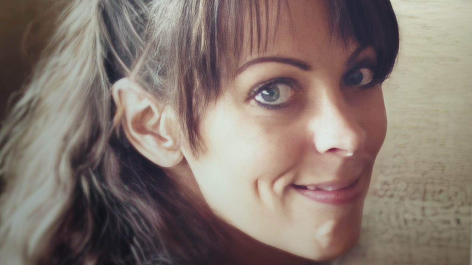 Was geschah mit Amanda Antoni? Sie wurde in ihrer eigenen Blutlache gefunden – im Keller des Hauses, in dem sie mit ihrem Mann Lee lebte.