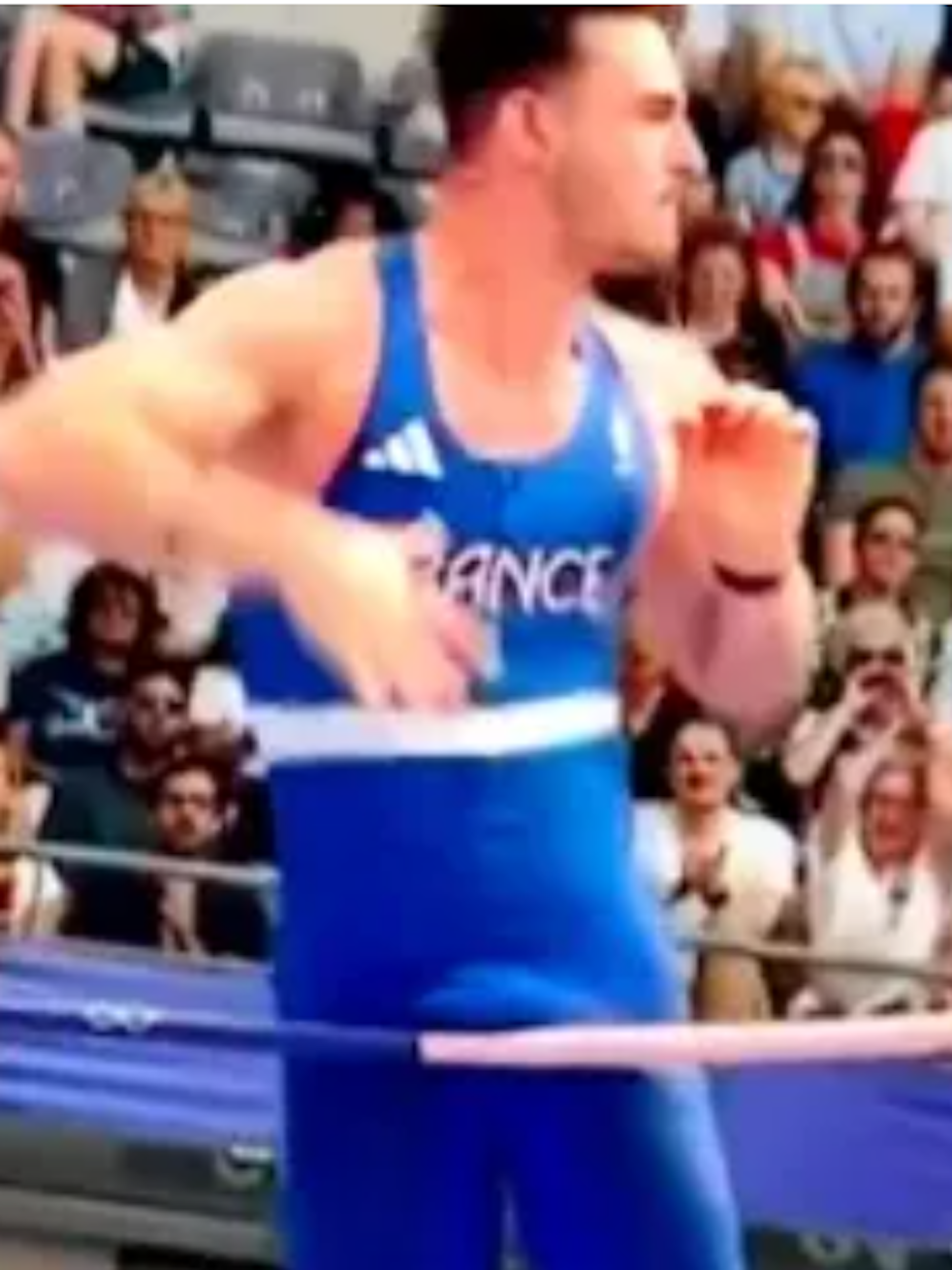 Stabhochspringer Anthony Ammirati berührte bei Olympia die Latte offensichtlich mit seinem Penis. Das ging viral. Jetzt bekommt er Porno-Angebote.