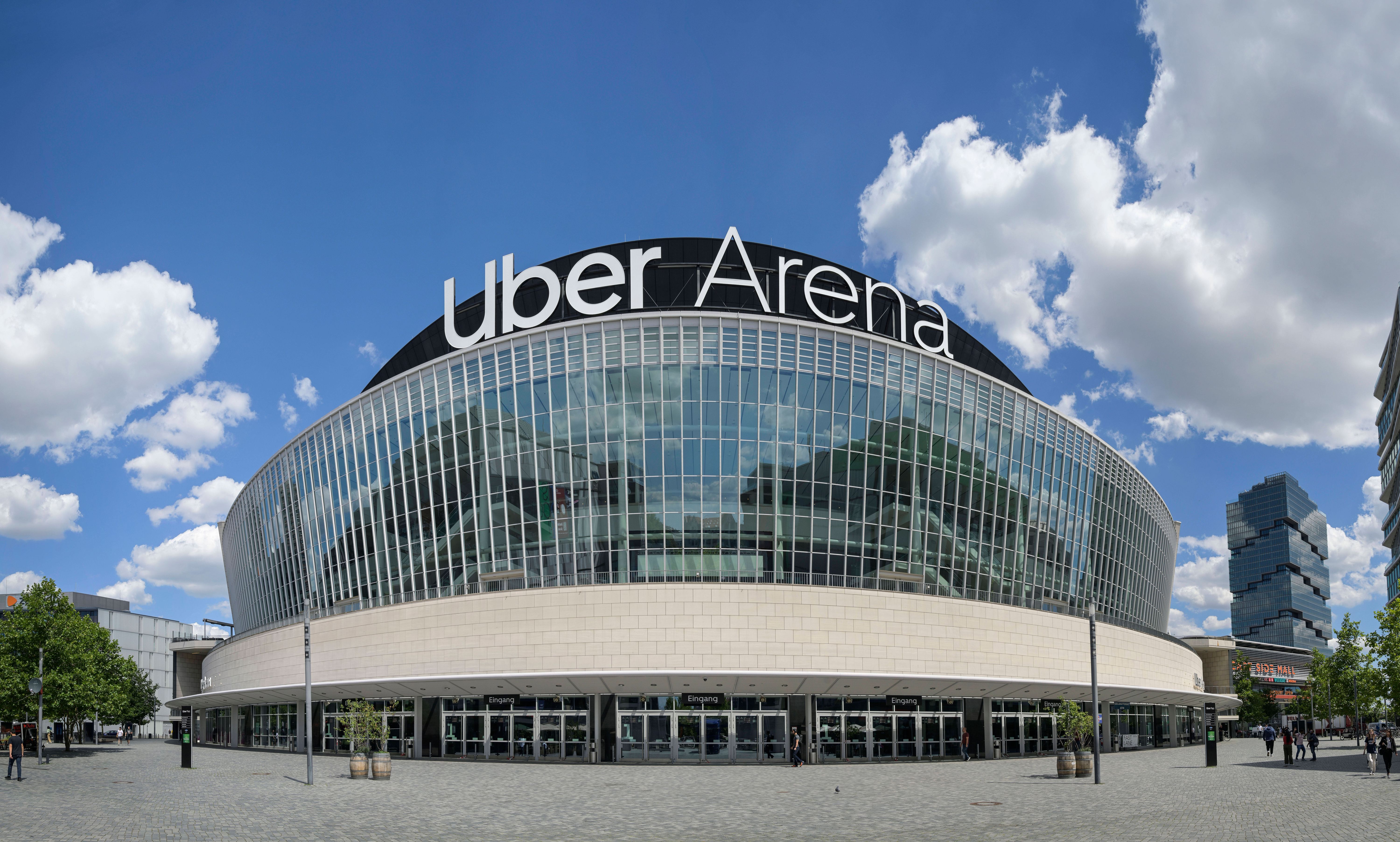 Uber-Platz: Warum der Platz vor der Arena der schönste Ort in Berlin ist