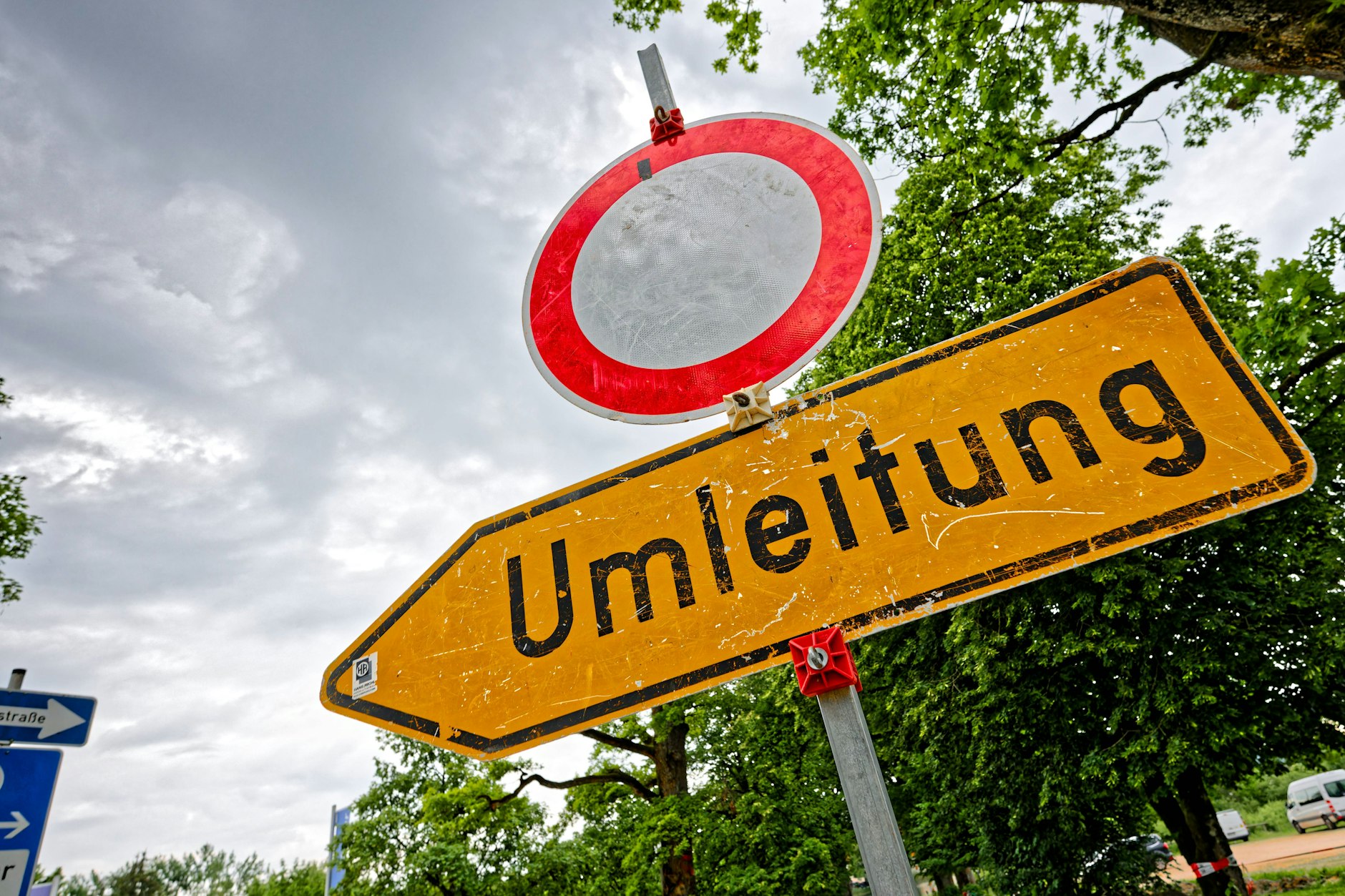 Eine Sperrung auf der Wegedornstraße in Adlershof dürfte für ein Verkehrschaos sorgen.