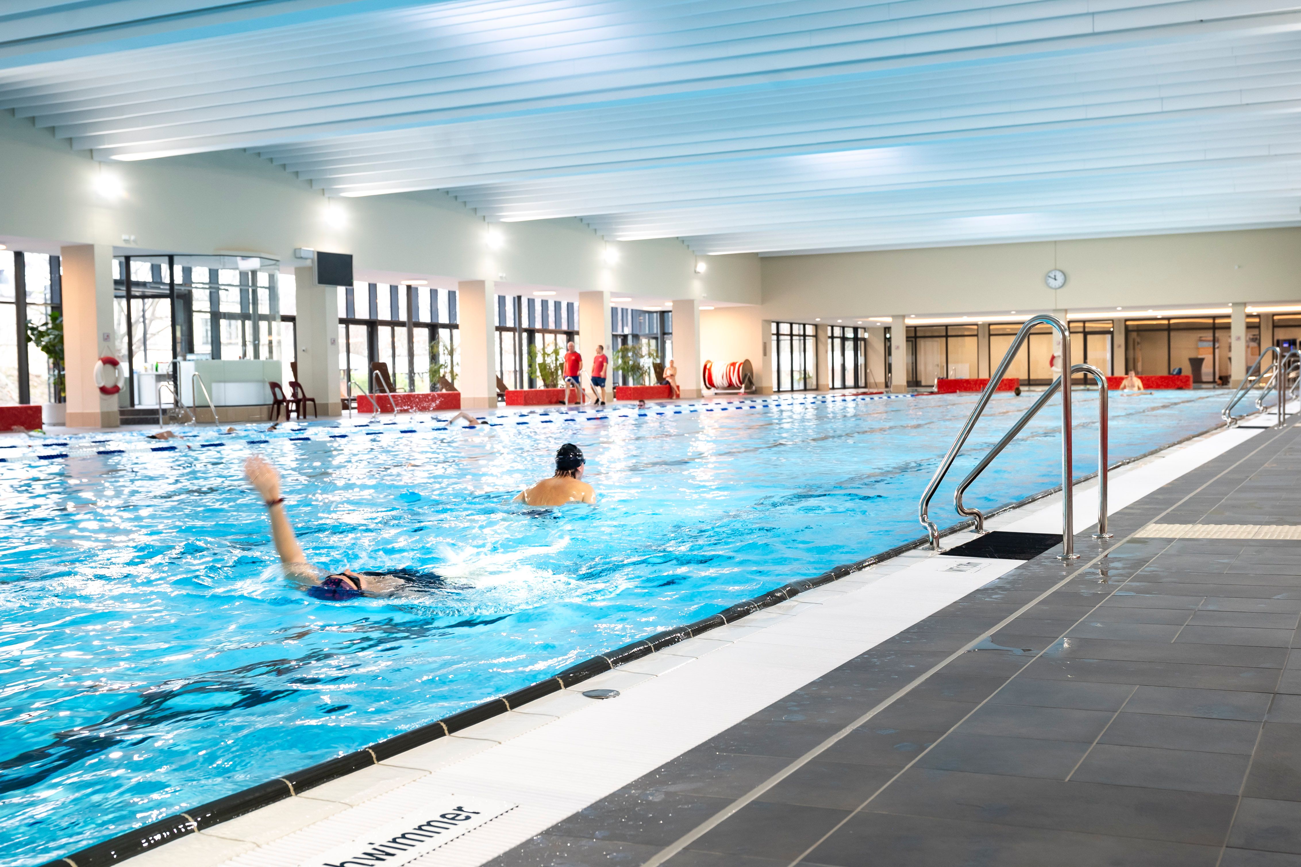 Stadtbad Tiergarten: Nur Monate nach der Neueröffnung verfällt ein Berliner Schwimmbad wieder