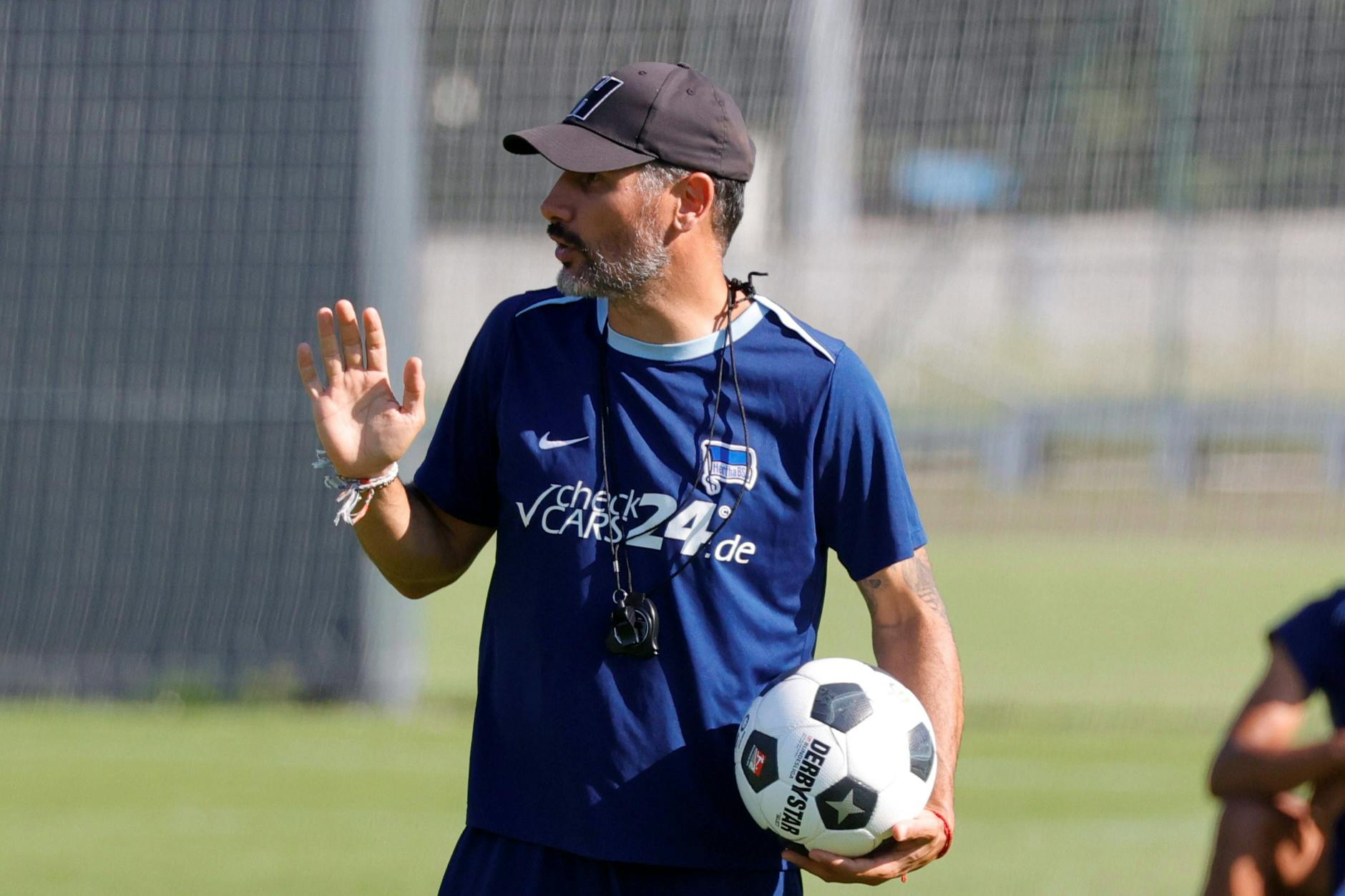 Herthas Trainer Cristian Fiel glaubt an die Stärken seiner Spieler. Nach dem 12:2 gegen Paderborn, müssen die blau-weißen sie jetzt aber gegen den HSV auch zeigen.
