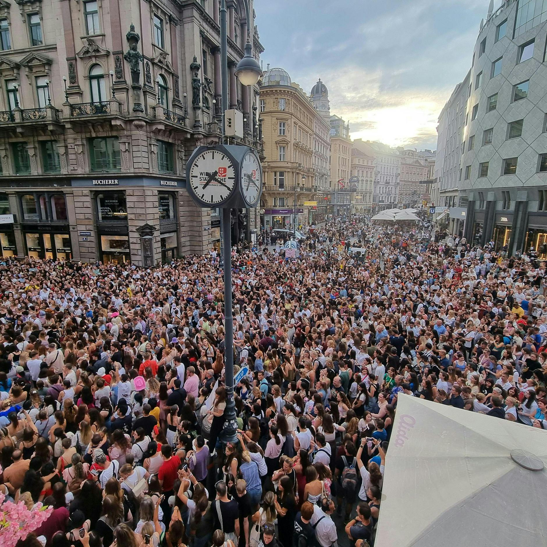 Image - Taylor Swift: So reagieren Fans in Wien auf die Konzertabsage wegen Terrorgefahr