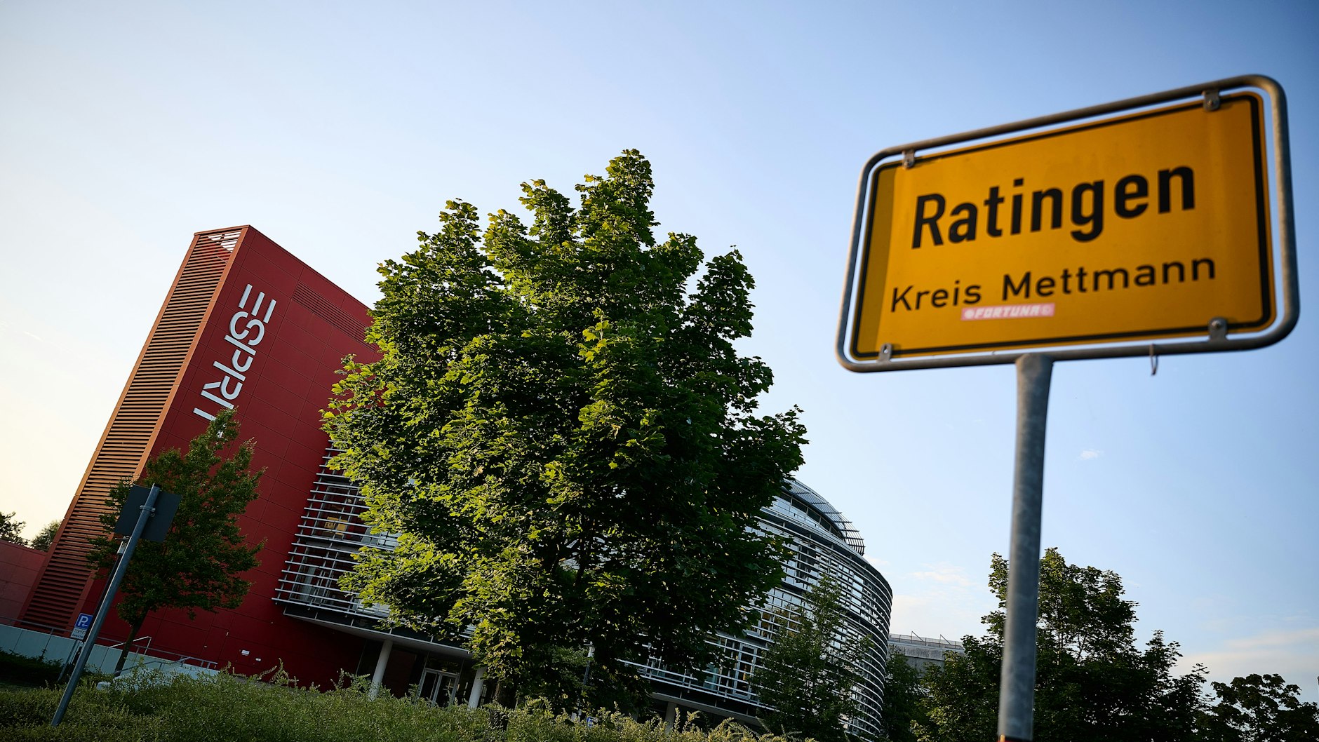 Die Europa-Zentrale von Esprit in Ratingen muss ebenfalls schließen.