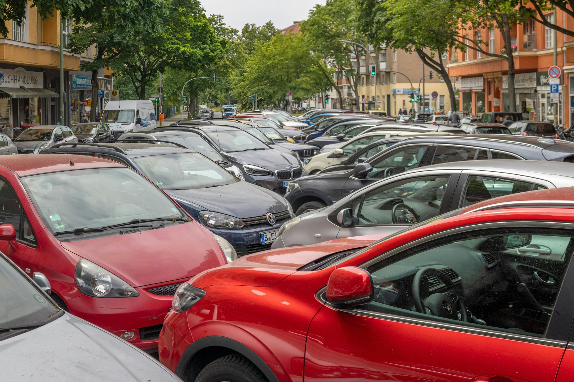 Die FDP plant jetzt Gratis-Parken in Deutschlands Innenstädten - doch Parkplätze sind auch in Berlin Mangelware.