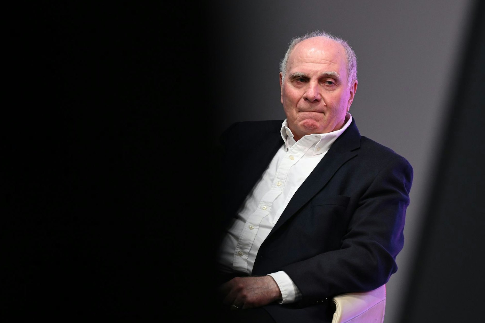 Auch als Ehrenpräsident des FC Bayern hat Uli Hoeneß in München ganz viel Macht.