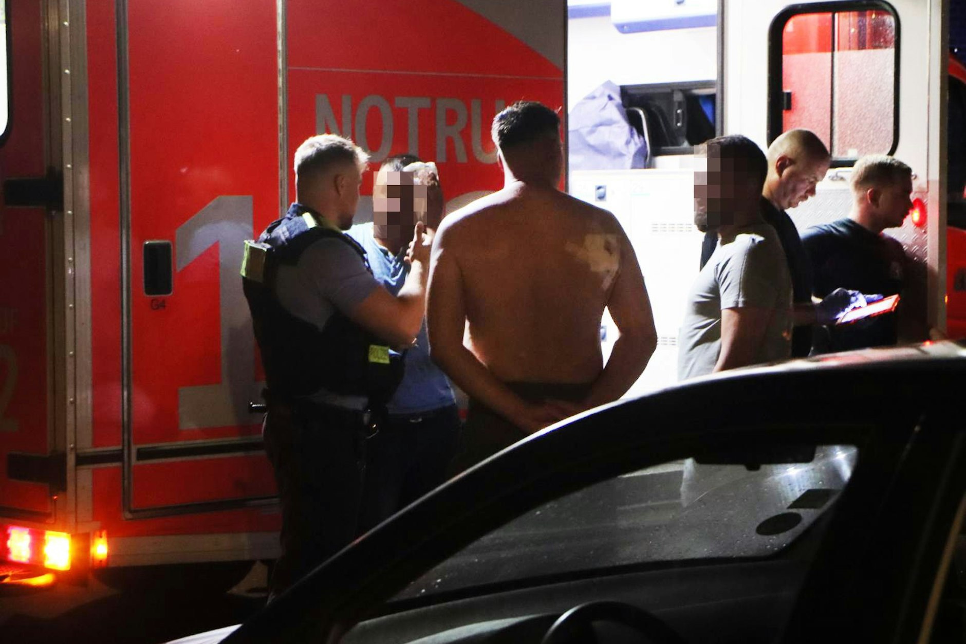 Bei einem Messer-Angriff am Leopoldplatz trug ein Mann eine Stichverletzung am Rücken davon.