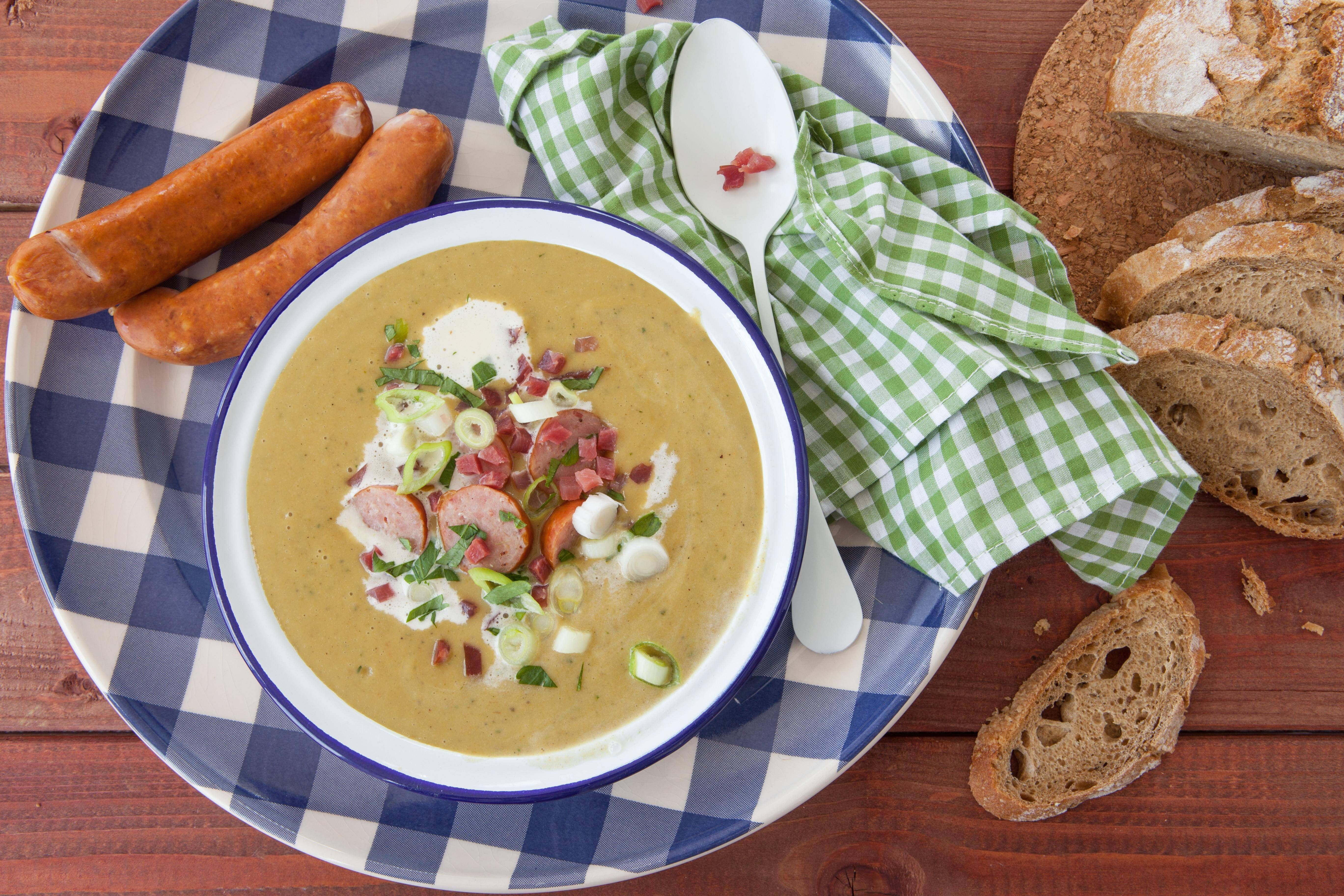 Rezept für Kartoffelsuppe mit Speck: Der Klassiker wie von Oma