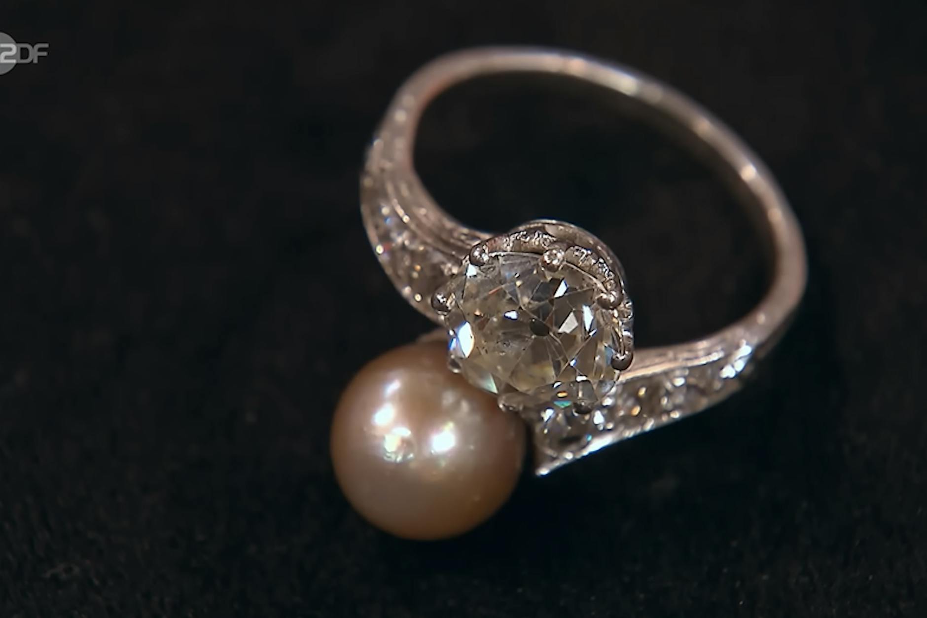 Zwei-Karat-Diamant bei „Bares für Rares“ sorgt für Spektakel