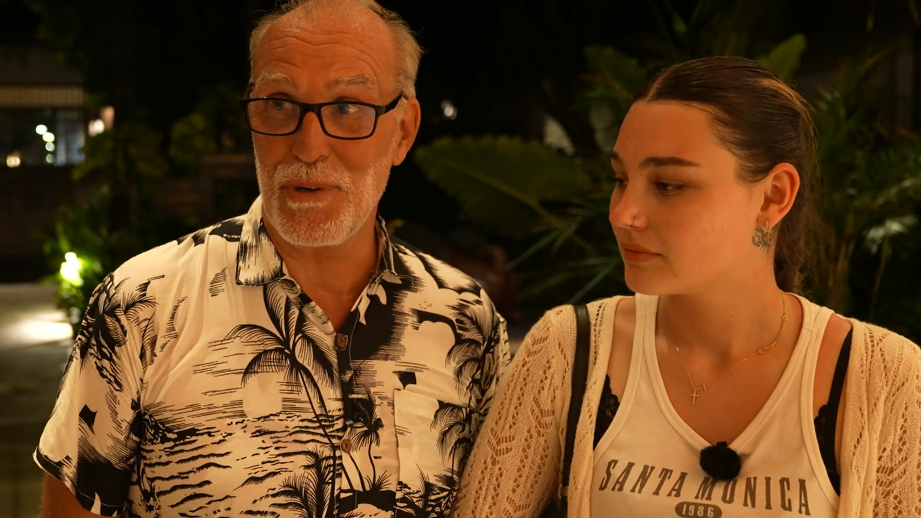 Patrick Naumann und seine Tochter Leonie nach seiner Freilassung aus dem Knast auf Bali. „Goodbye Deutschland“ begleitete seine ersten Schritte.