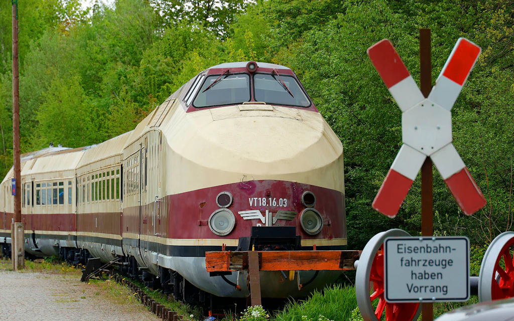 Damit der DDR-ICE wieder rollt: Zug-Retter brauchen dringend Hilfe