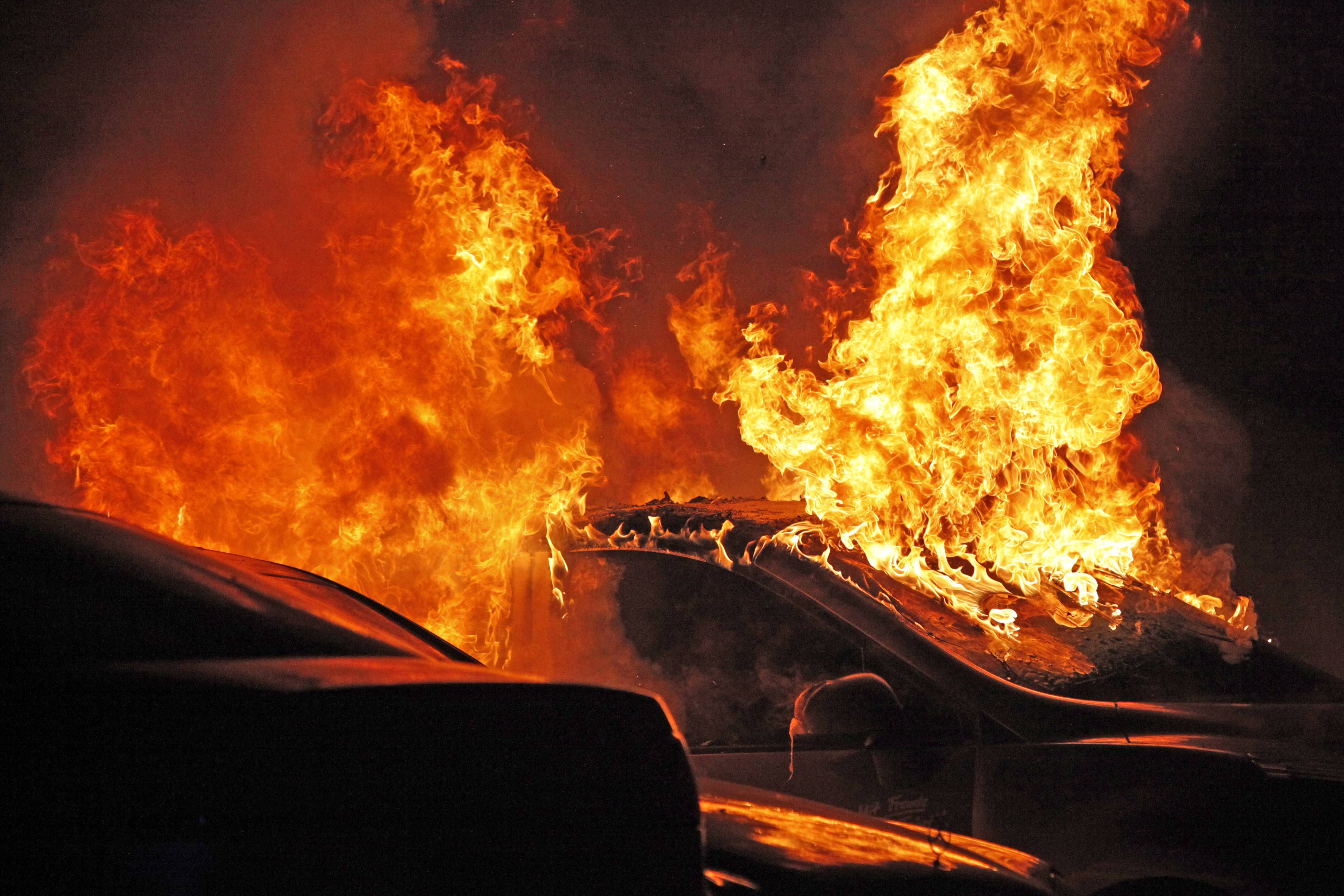 Brennendes deutsches Elektroauto schockiert Südkorea: Jetzt äußert sich Mercedes-Benz