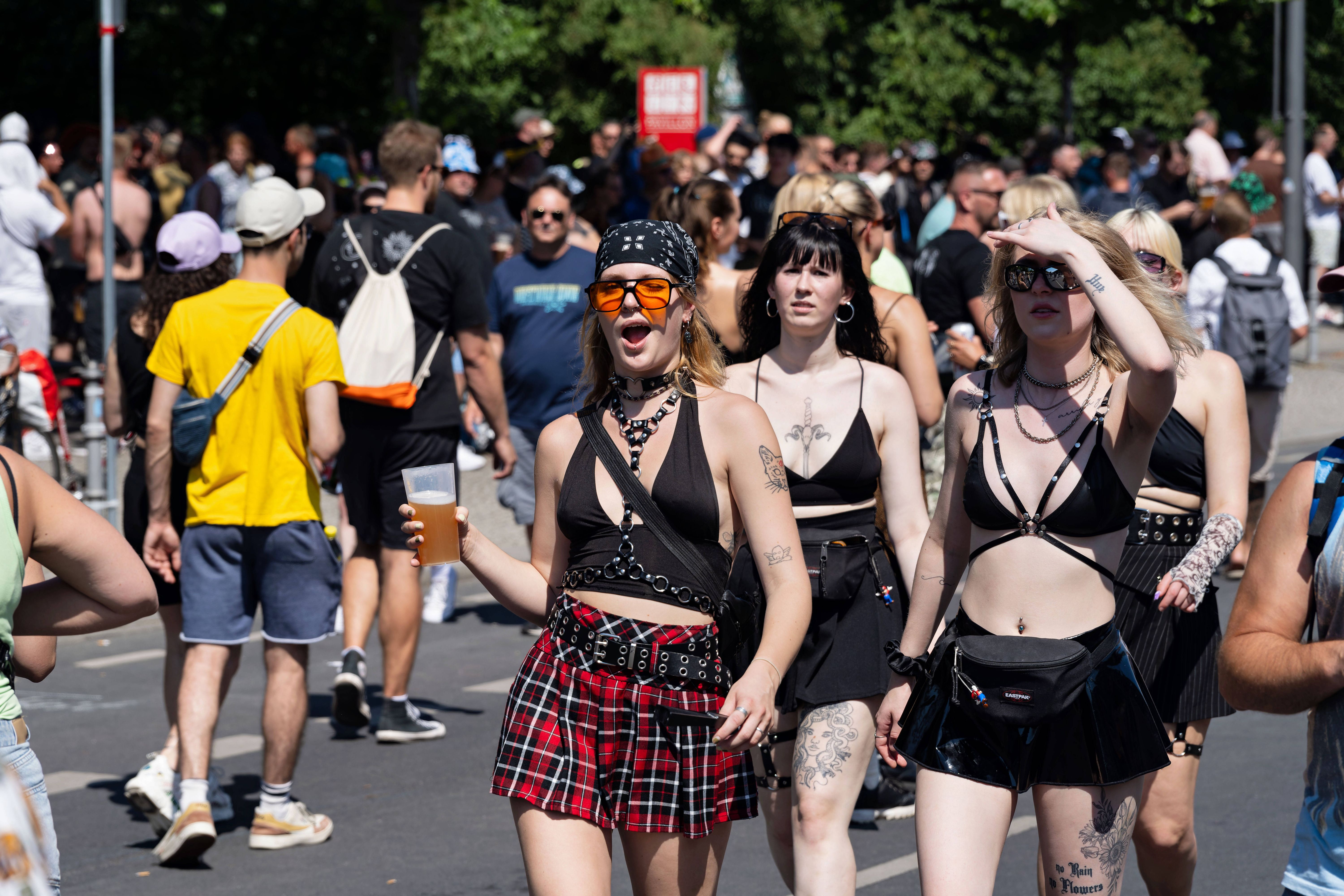 „Rave the Planet“: Das müssen sie alles über das Mega-Techno-Spektakel wissen