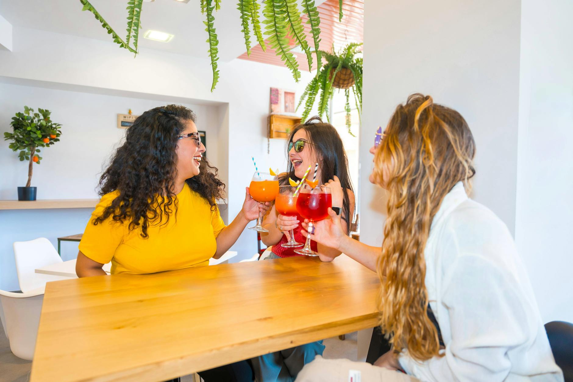 Das Horoskop spricht: Entdecken Sie, was die Zukunft für Ihr Sternzeichen bereithält.