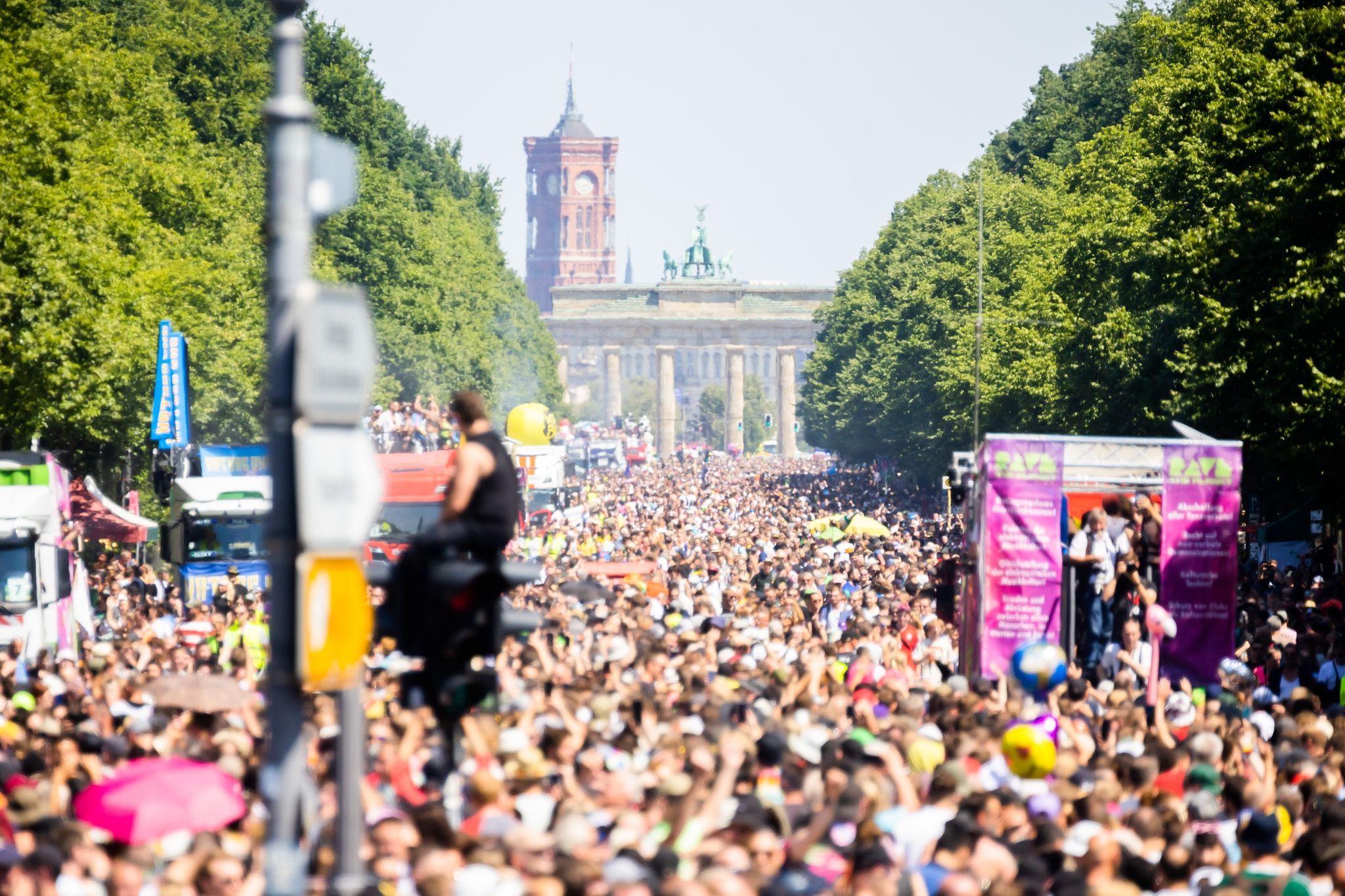 „Rave The Planet“ am Samstag in Berlin: Route und Straßensperrungen