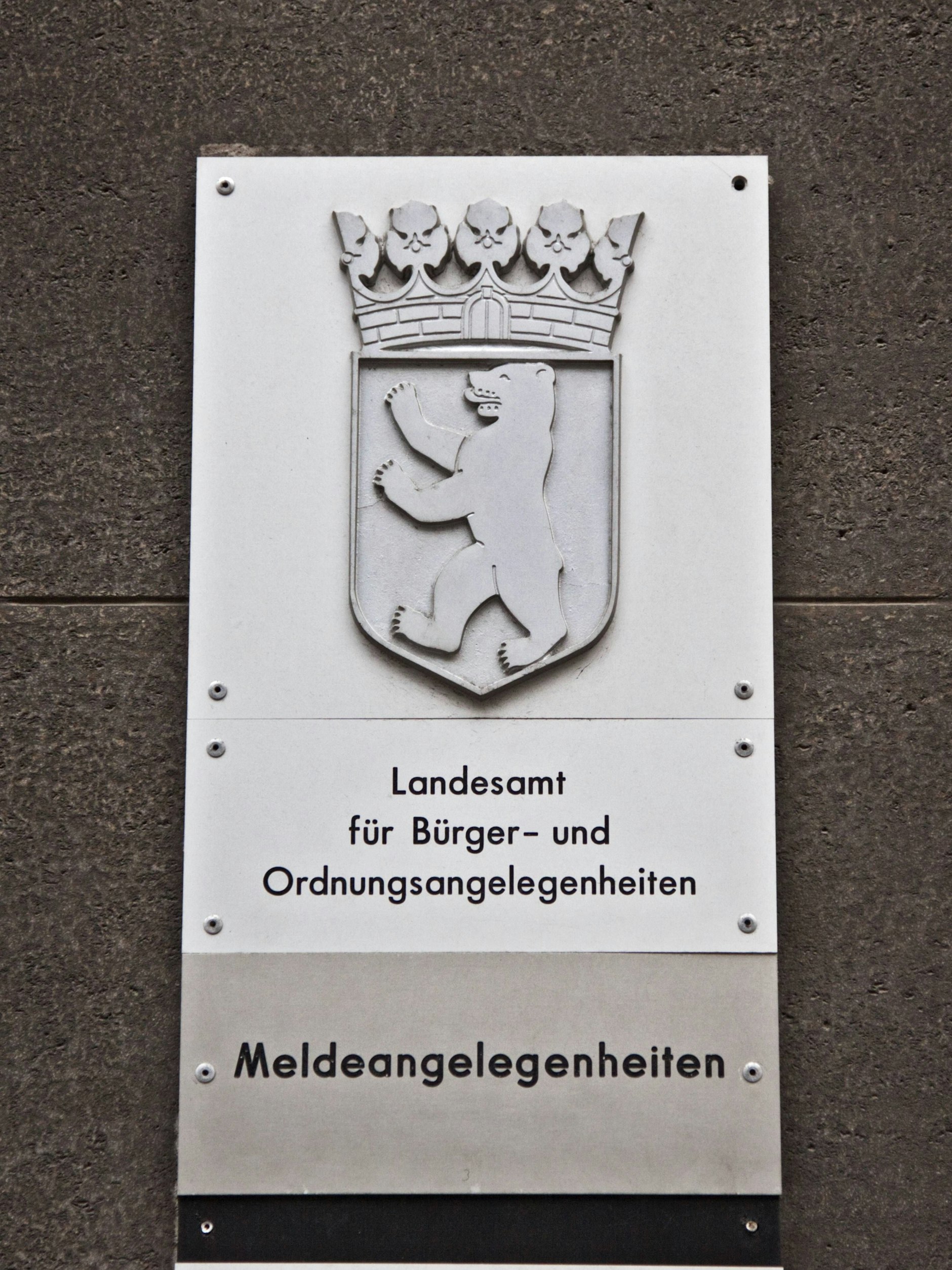 Wer in Berlin lebt, sollte sich beim Einwohnermeldeamt anmelden und nicht Meldeadressen kaufen.