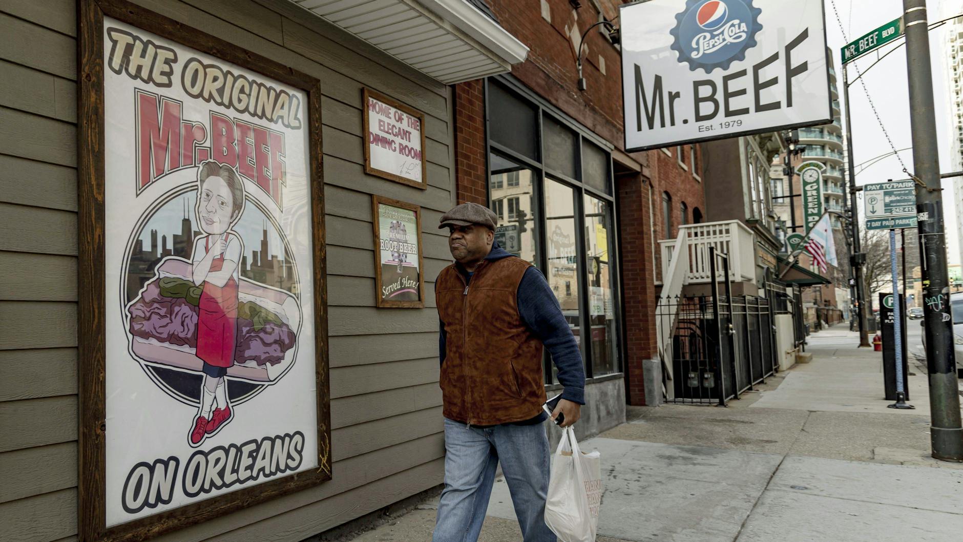 Das Lokal „The Original Mr. Beef On Orleans“ diente als Vorbild und Drehort für die Serie „The Bear“.