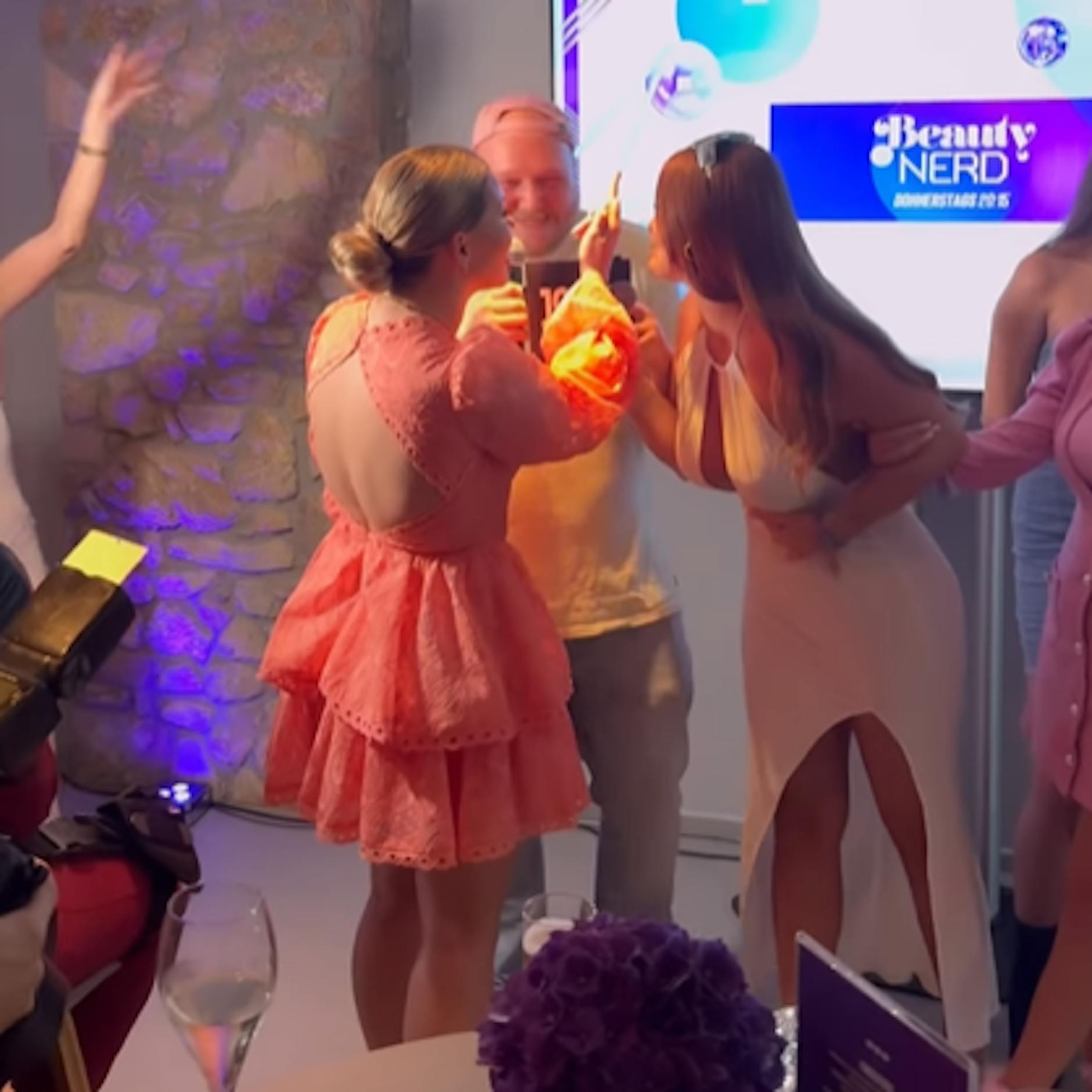 Eklat bei „Beauty & The Nerd“-Event: Christin Okpara geht auf Kandidatin los