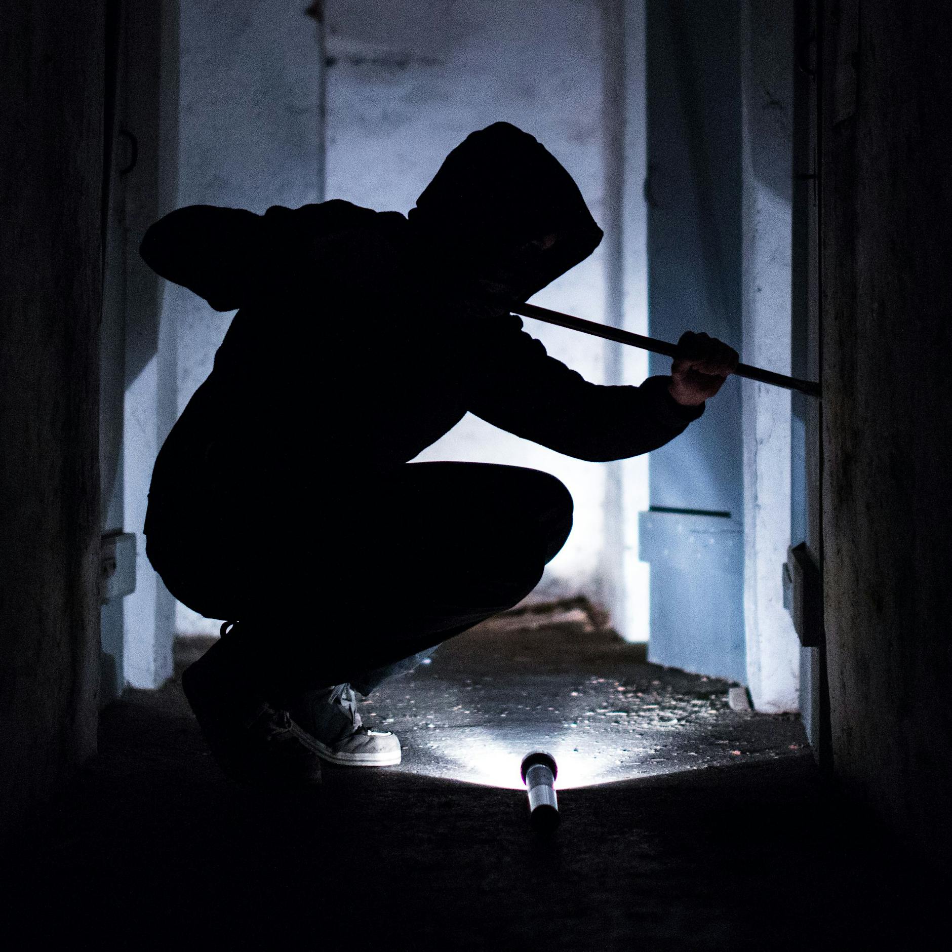 Vorsicht, Einbrecher! Berlins Polizei warnt vor fieser Klebstoff-Falle