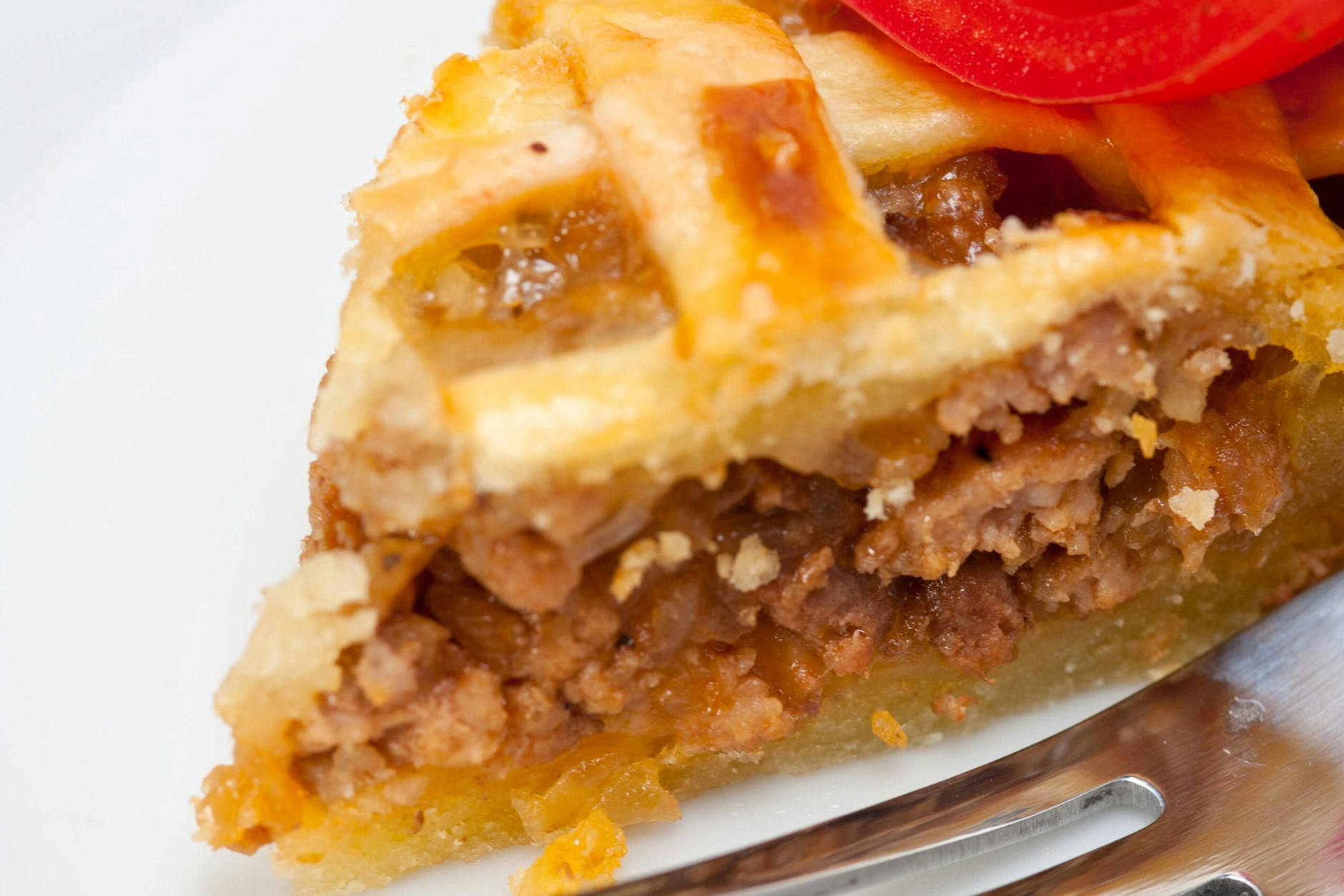 Der Thüringer Hackfleischkuchen – ein Traditionsgericht aus dem Osten.