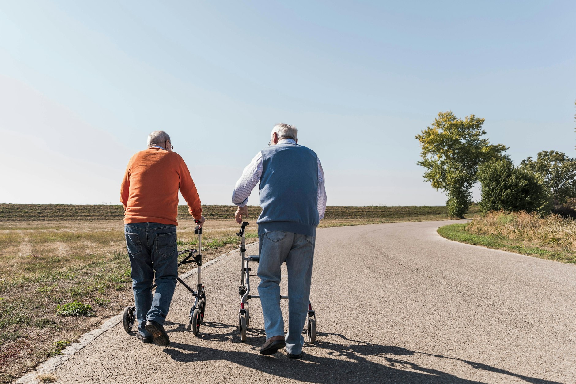 Immer mehr Berliner Rentner ziehen weg, viele aufs Land.